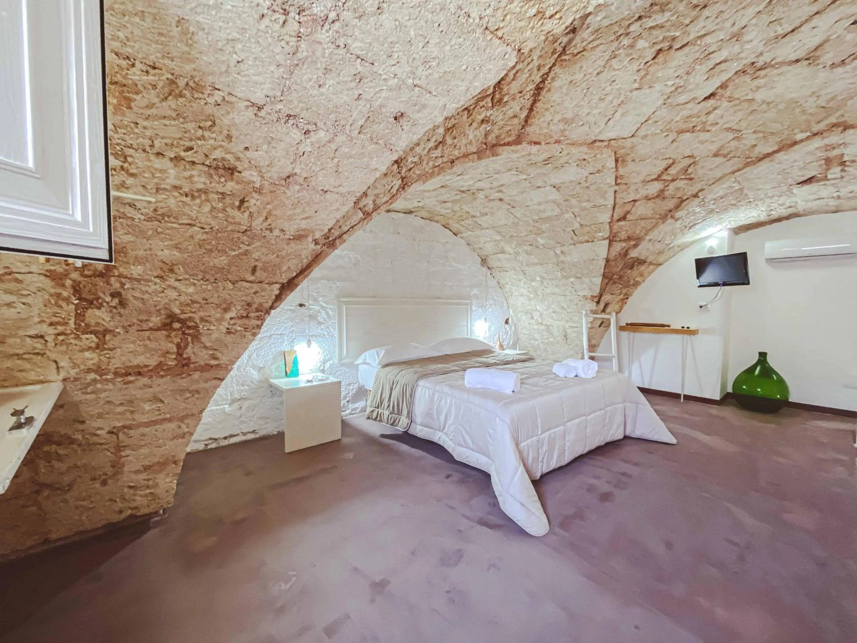 Bedroom in Cortellenica