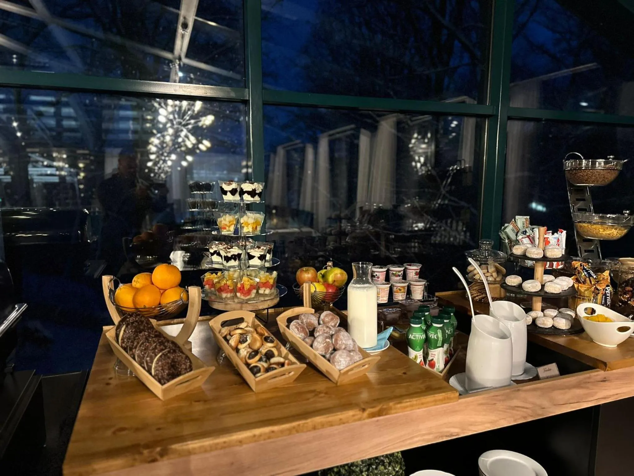 Buffet breakfast in Parkhotel Waldschlösschen