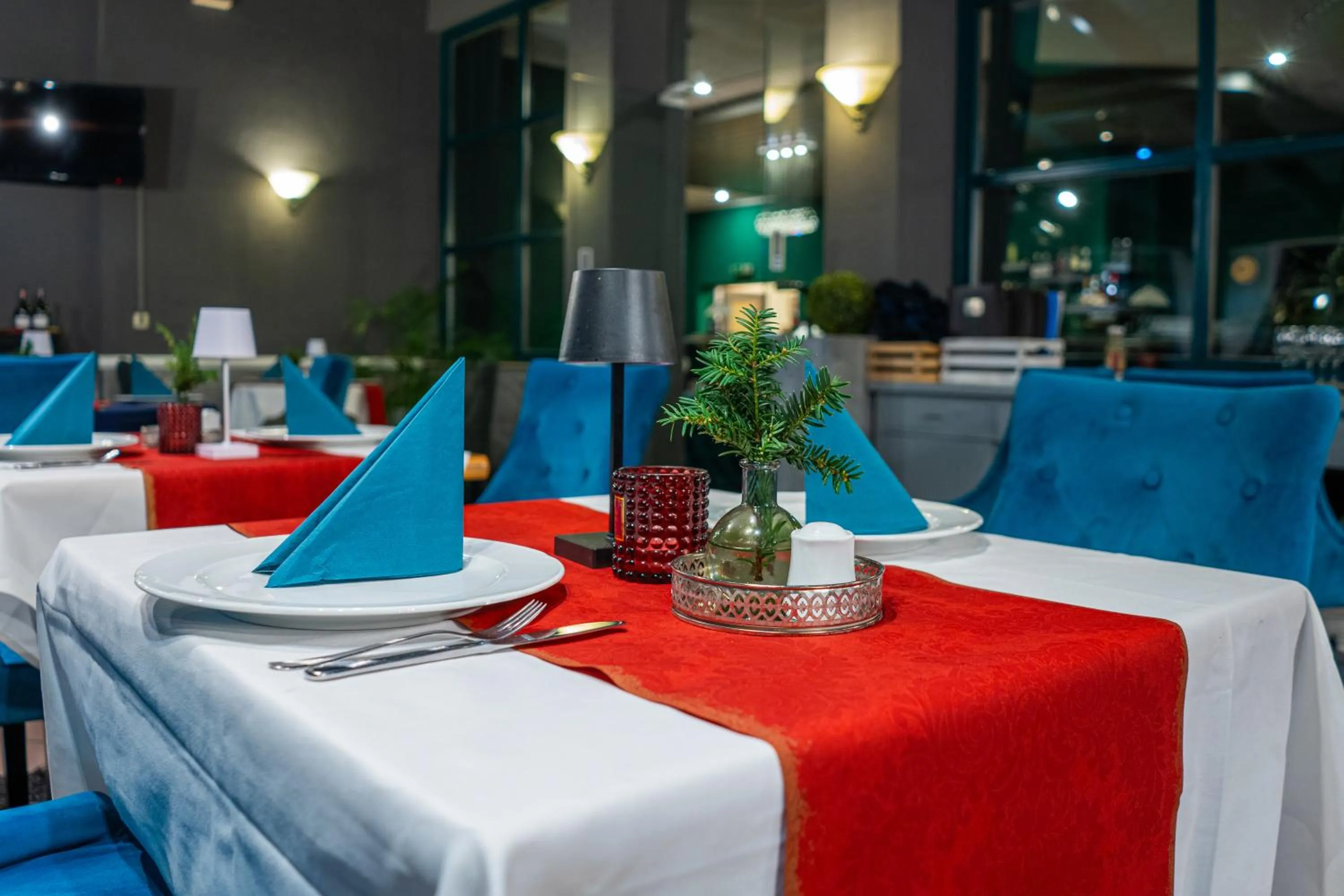 Restaurant/places to eat in Parkhotel Waldschlösschen