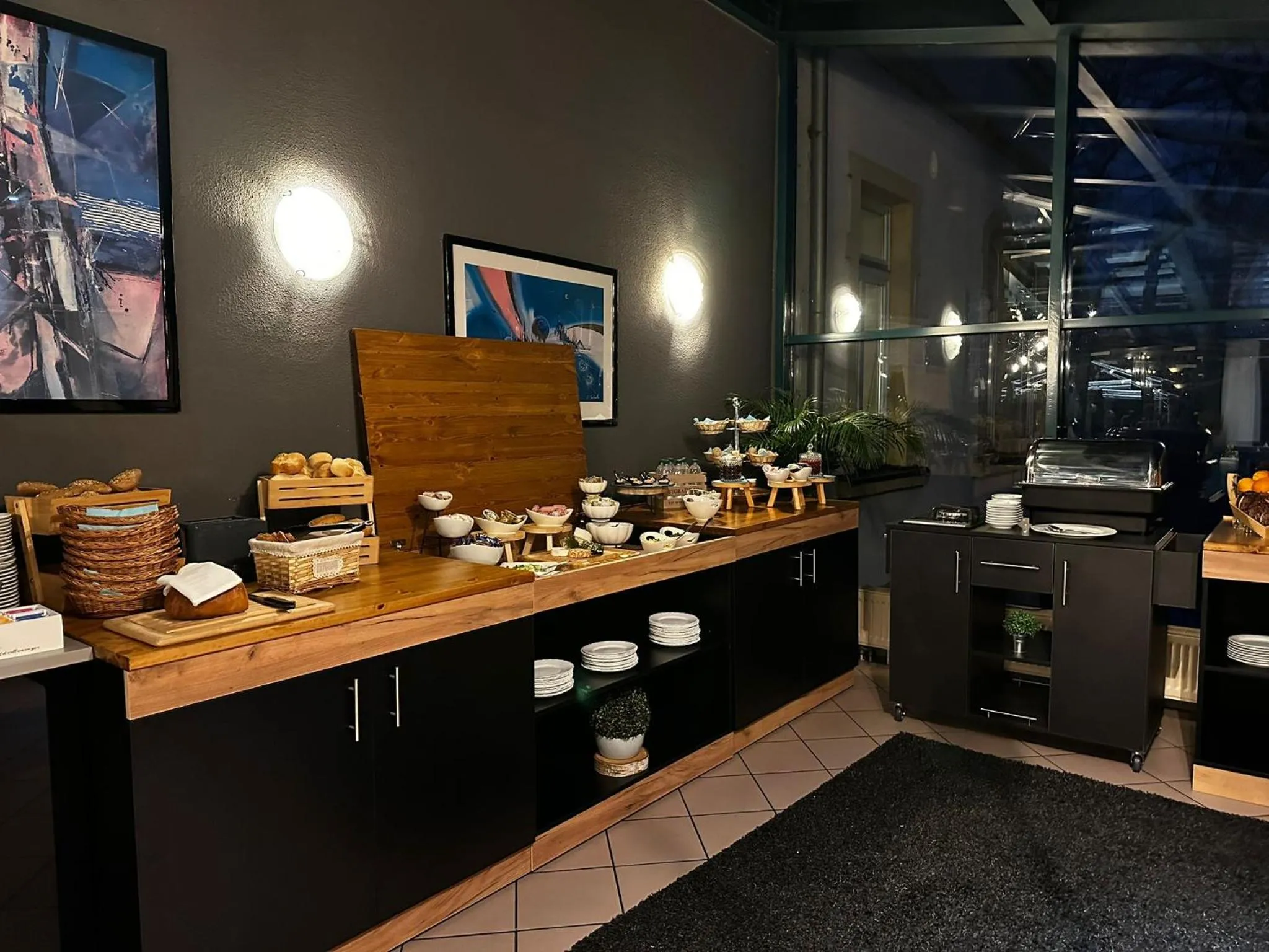 Buffet breakfast in Parkhotel Waldschlösschen