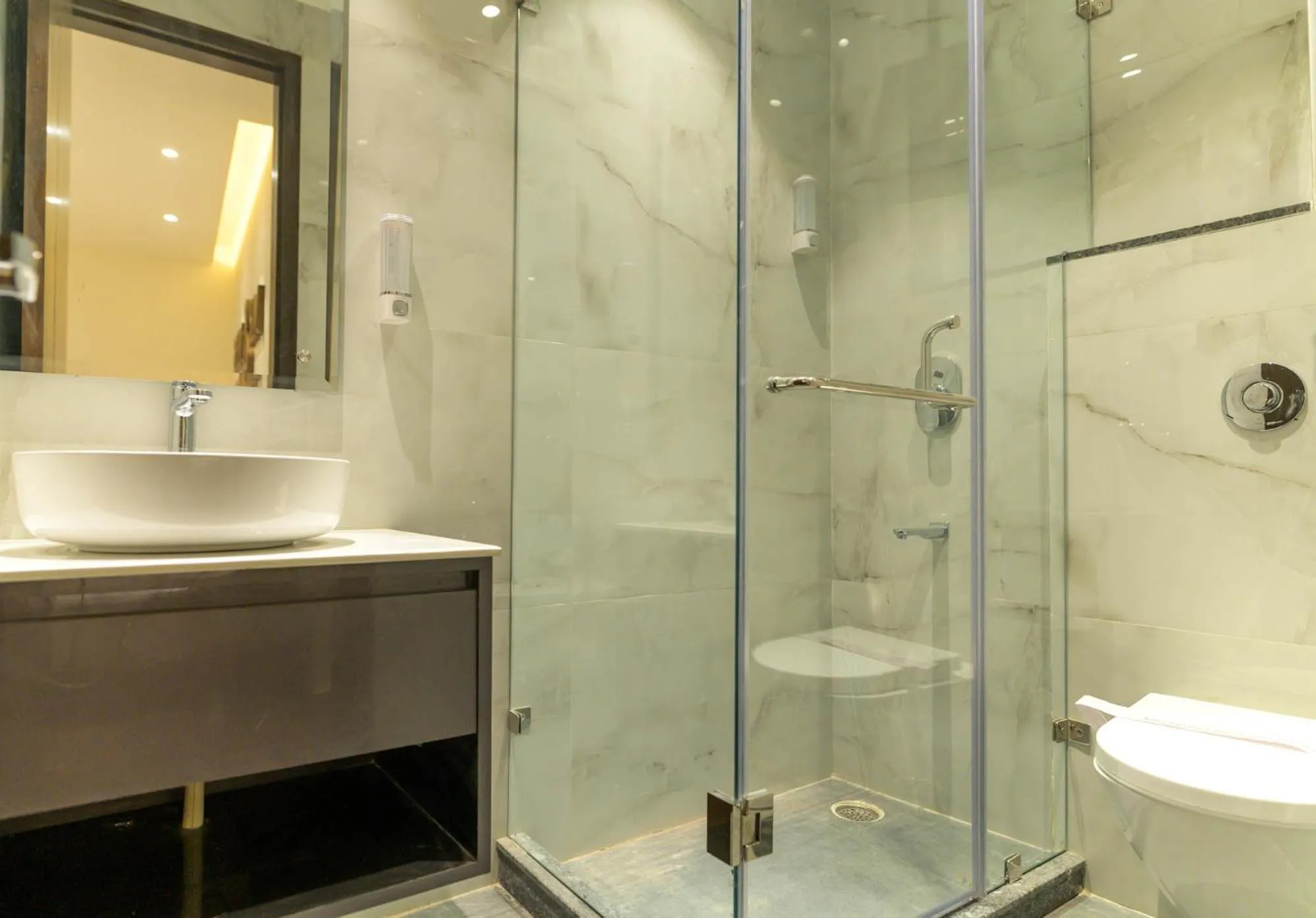 Shower in Stamps Golden Lagoon by Eight Continents - Opposite to Golden Temple