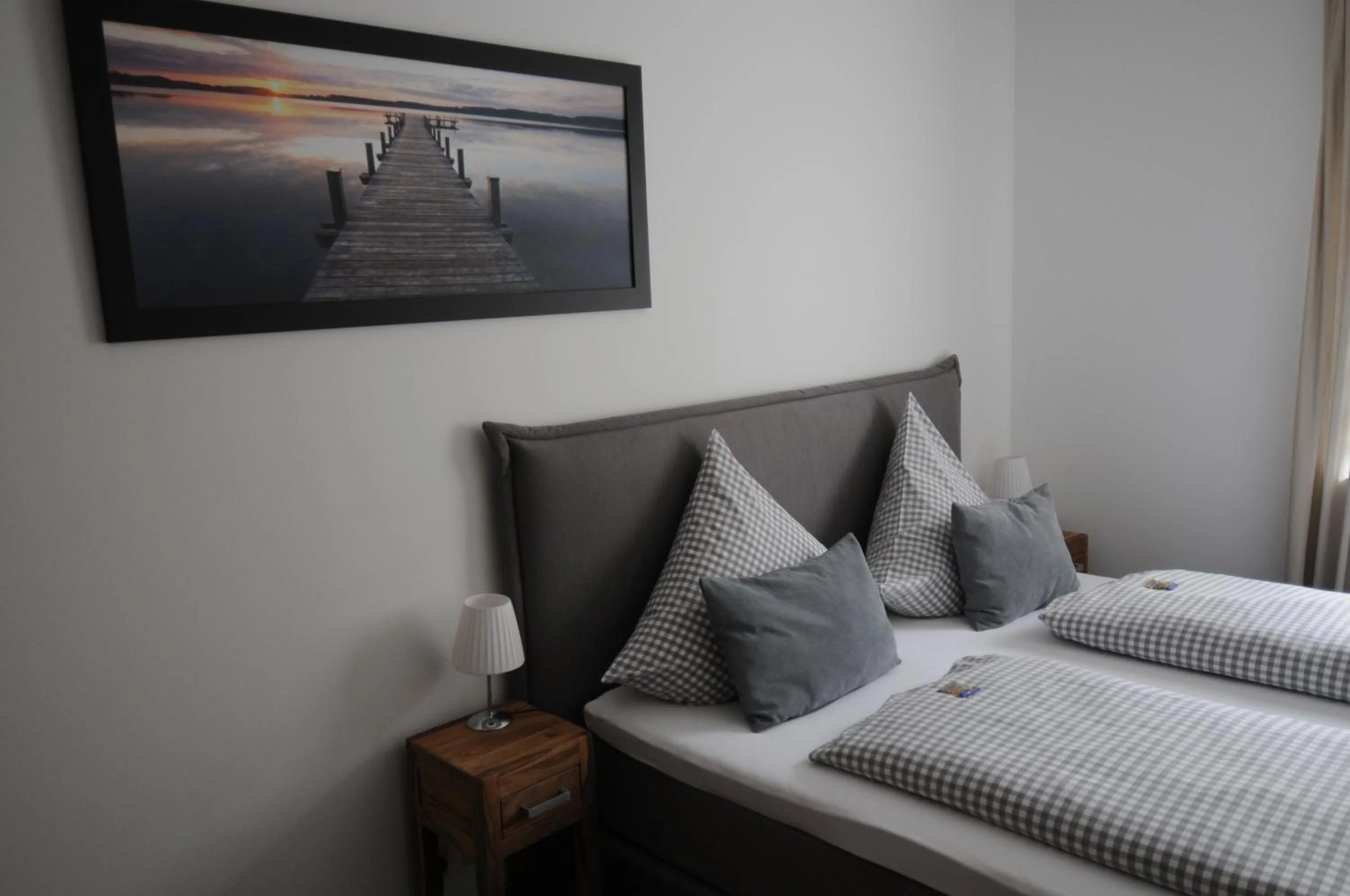 Photo of the whole room, Bed in Hotel und Gästehaus Will