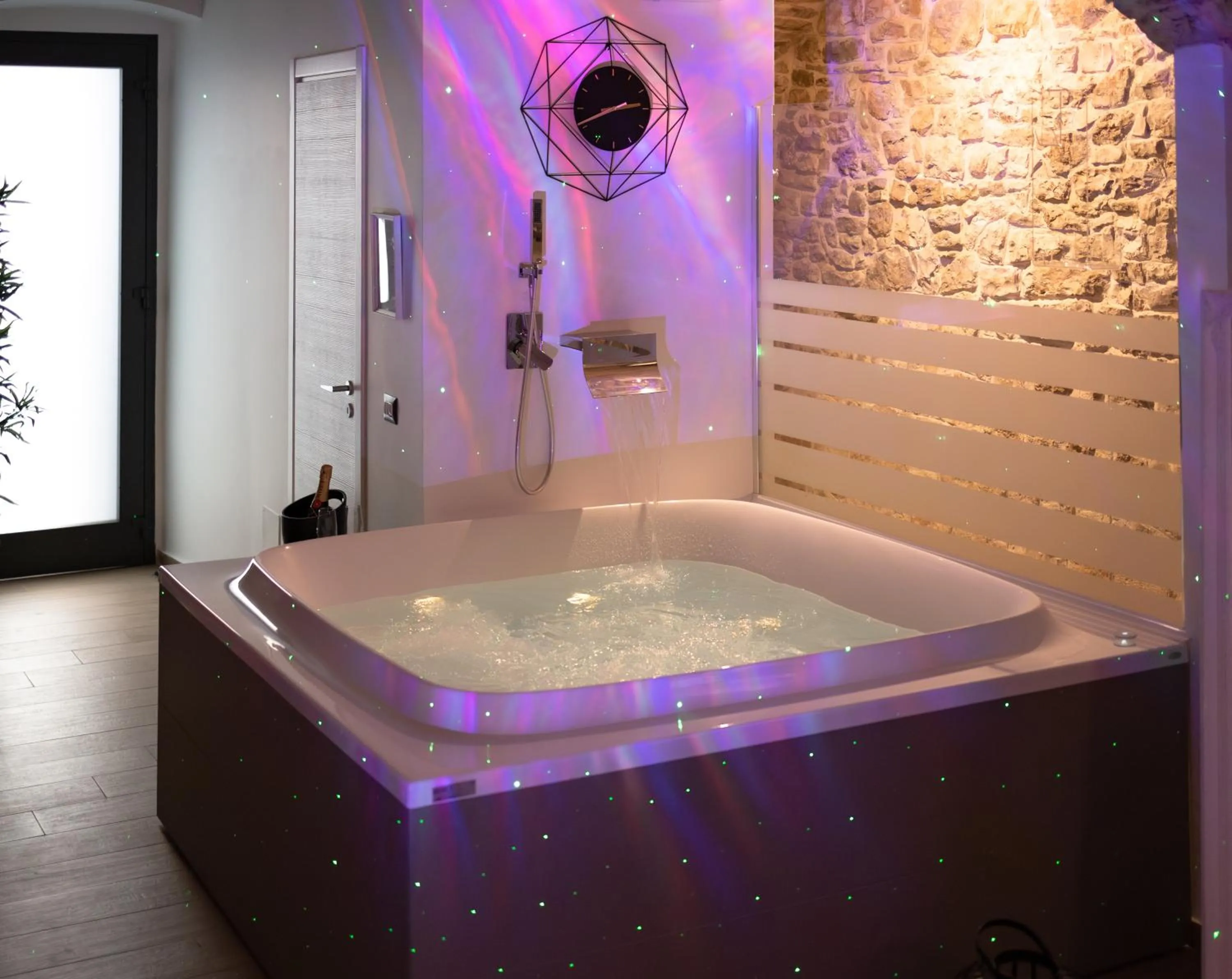 Suite 123 Luxury B&B Con Jacuzzi