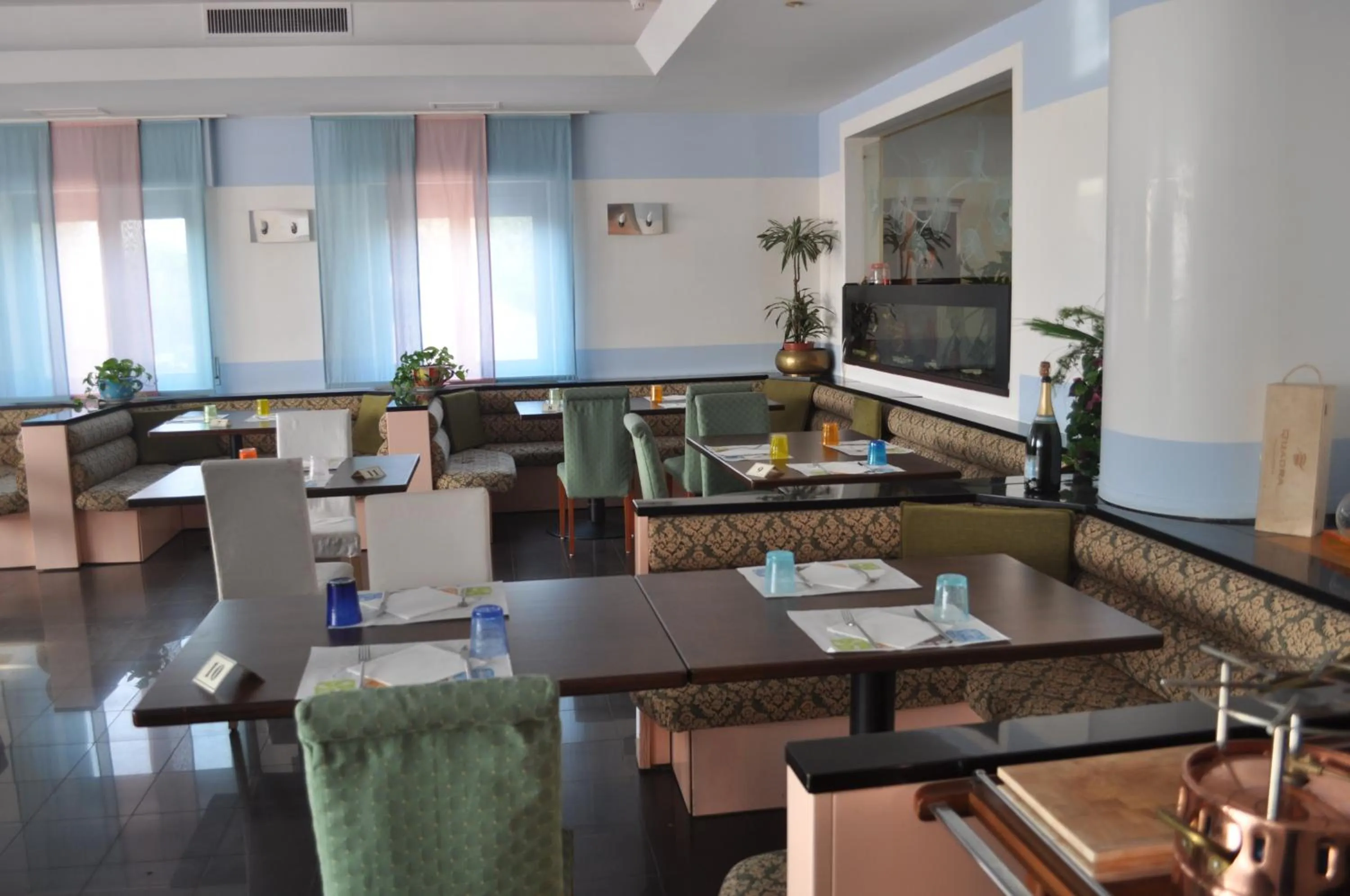 Restaurant/places to eat in Hotel Green castellani