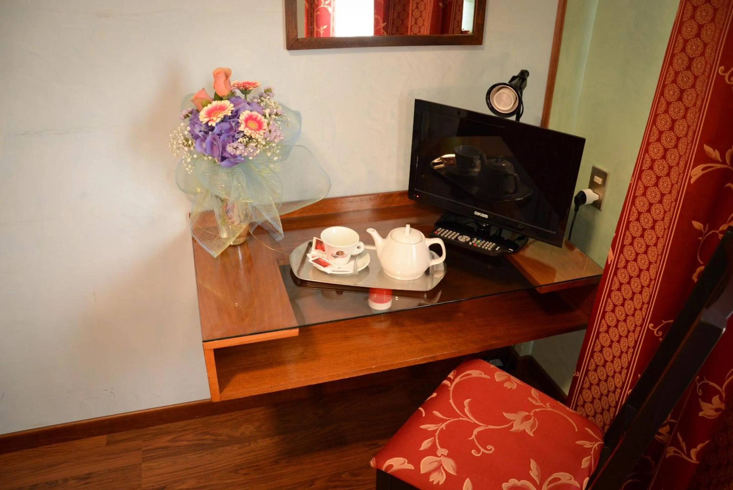 Coffee/tea facilities in Hotel Salieri