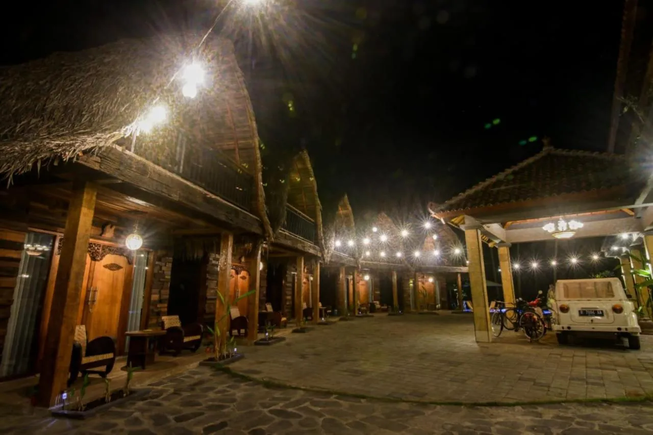 Khanaya Hotel Borobudur