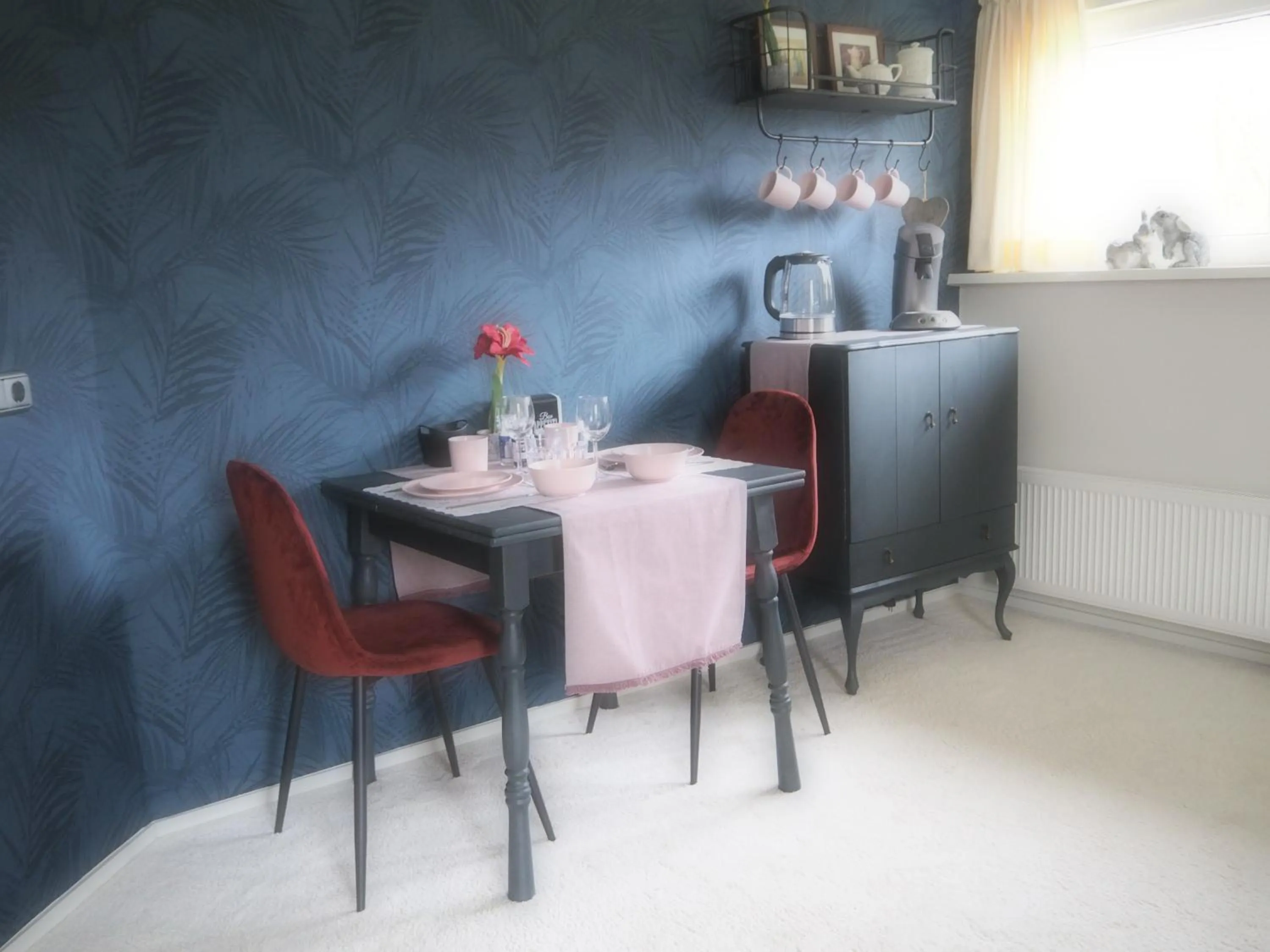 Food and drinks in Bed & Brochje Burgum