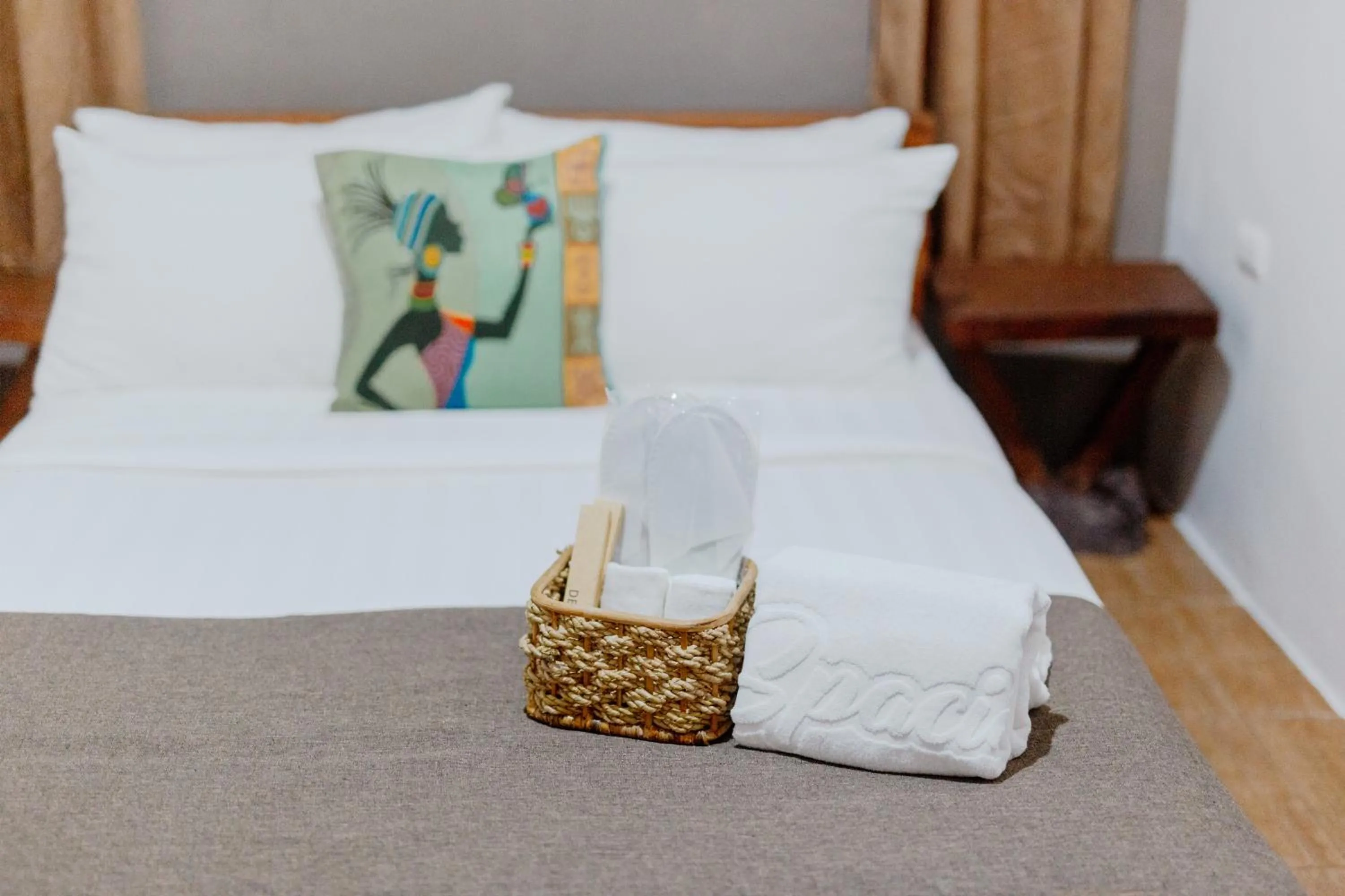 Bed in Spacio Caliraya Bed & Breakfast