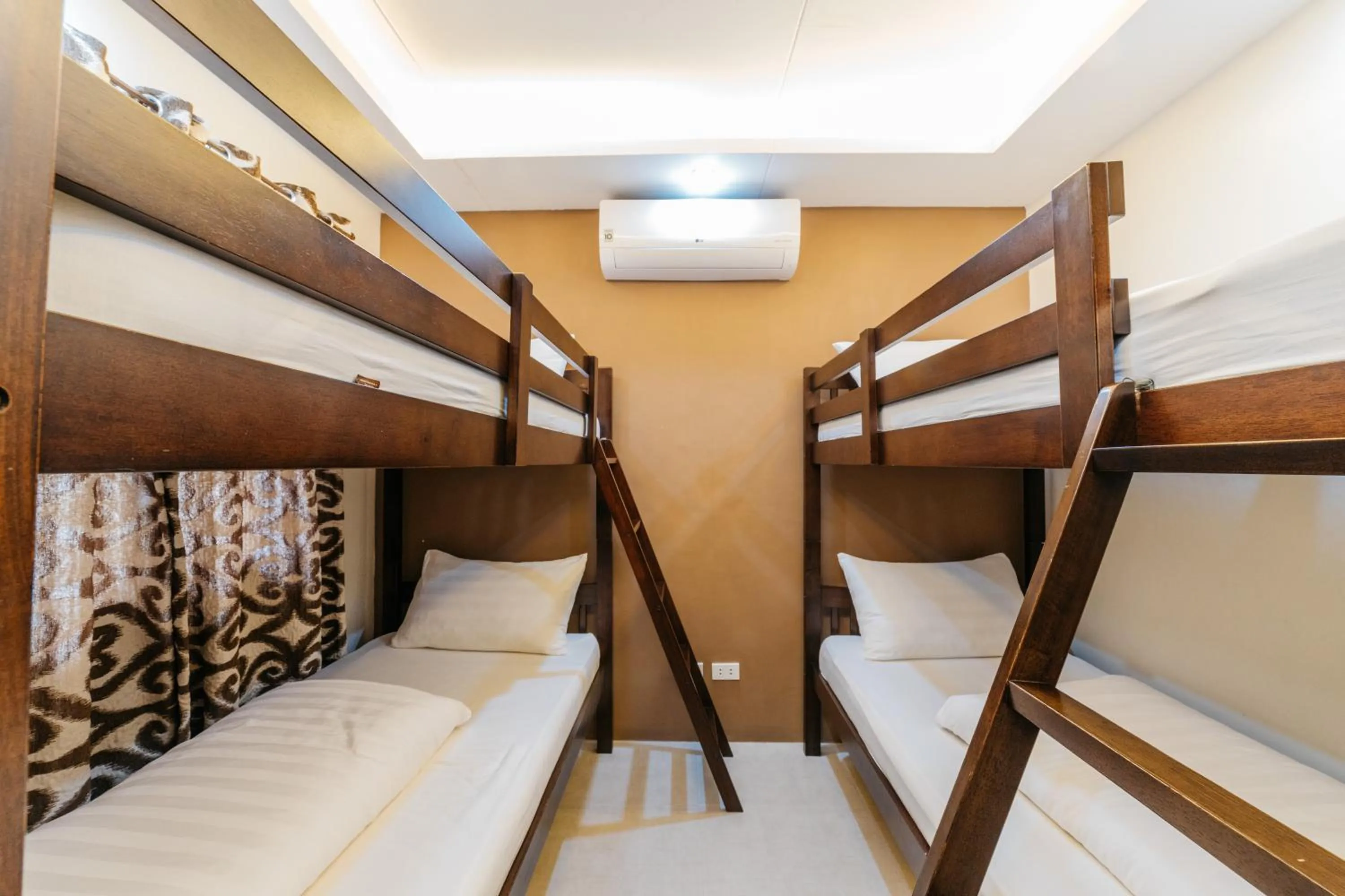 Bedroom, Bed in Spacio Caliraya Bed & Breakfast