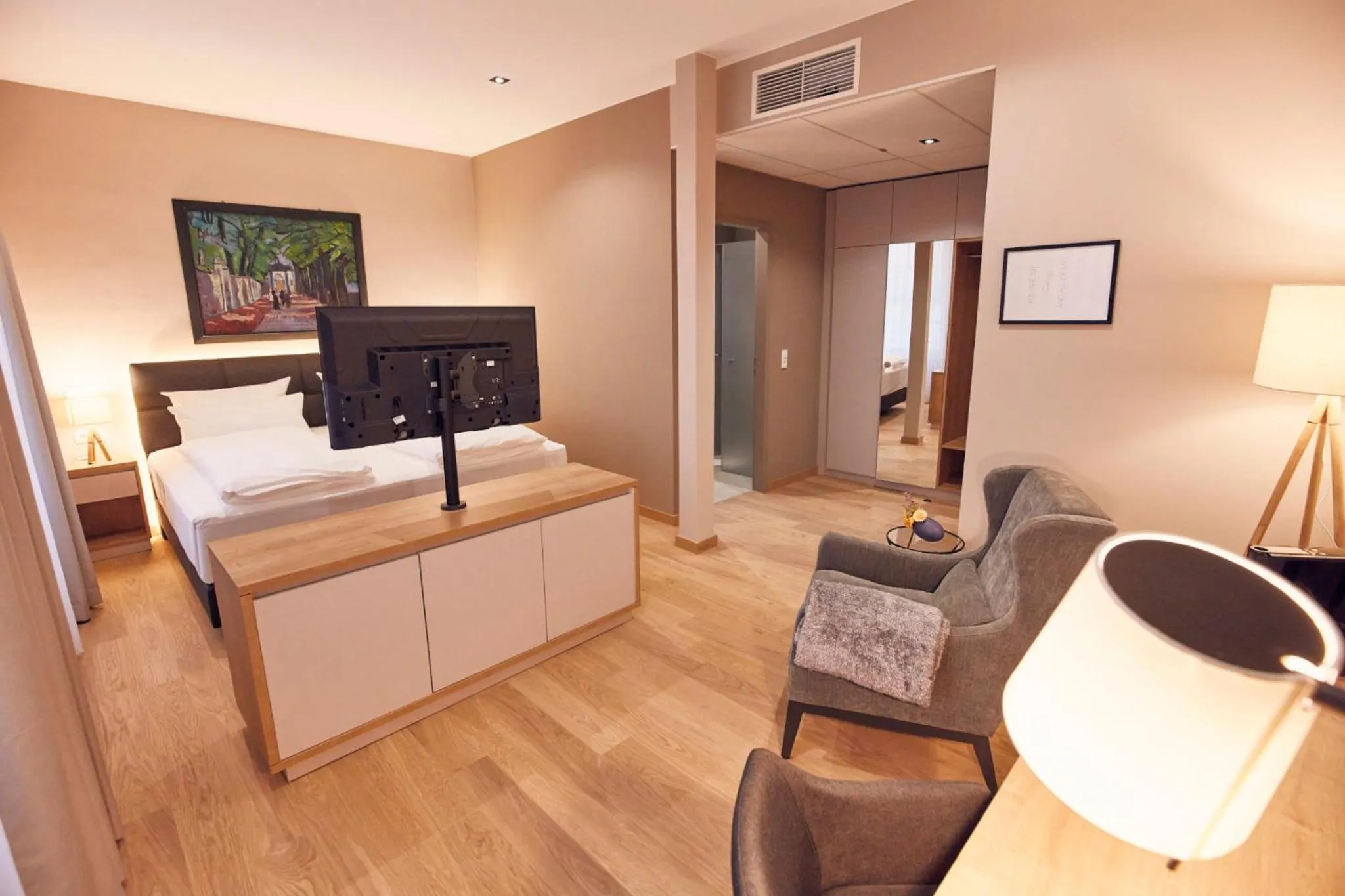 Photo of the whole room in Seehotel Maria Laach