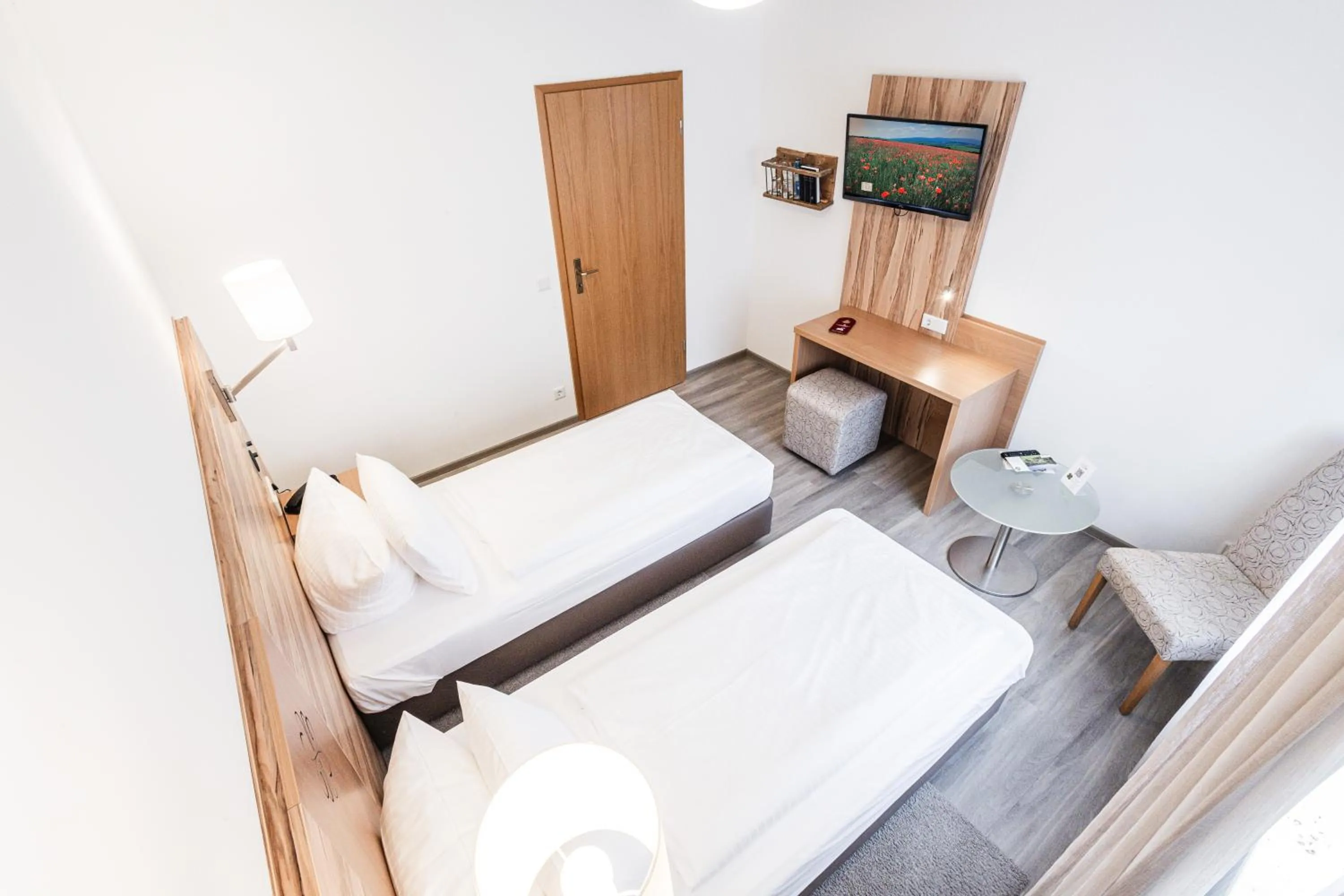 Bed in Landidyll Hotel Zum Alten Schloss