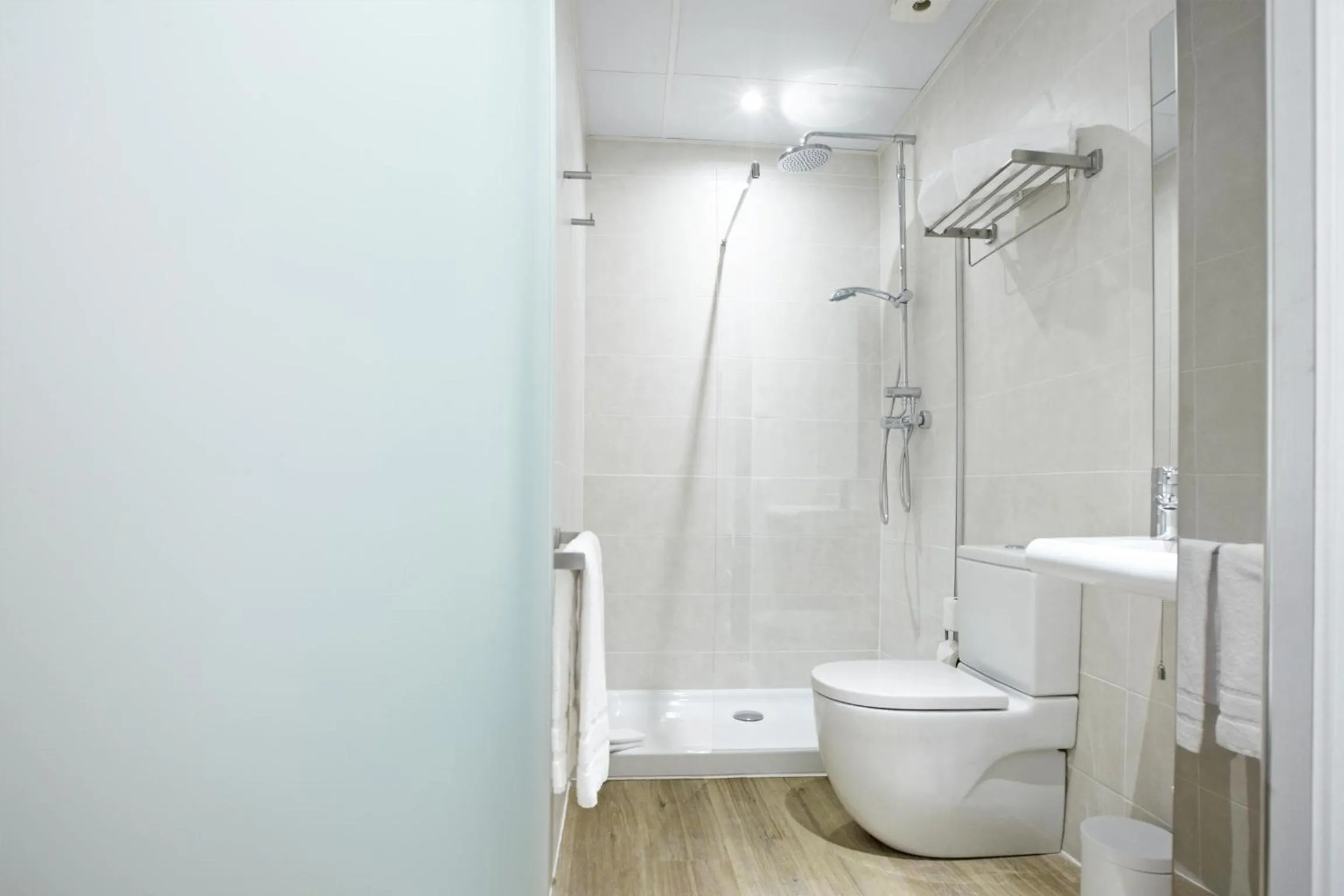 Bathroom in Som Nit Born