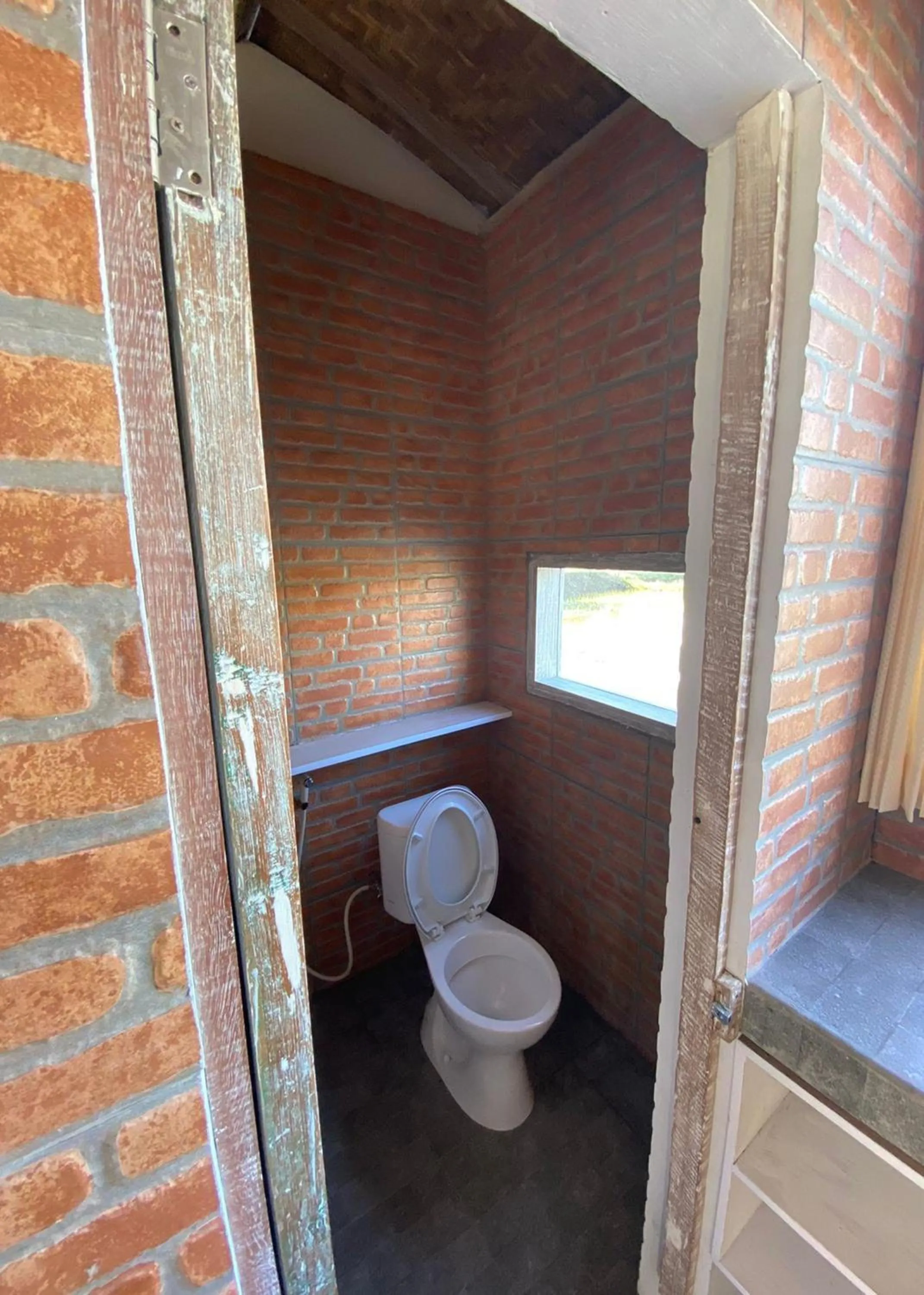 Bathroom in Bali Eco Living Yoga Healing Meditation and Retreat Center