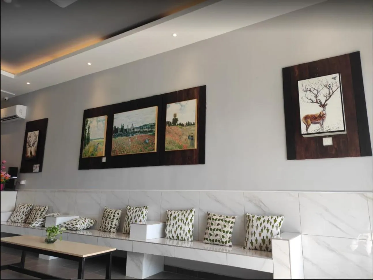 Lobby or reception in Reno Hotel Ipoh