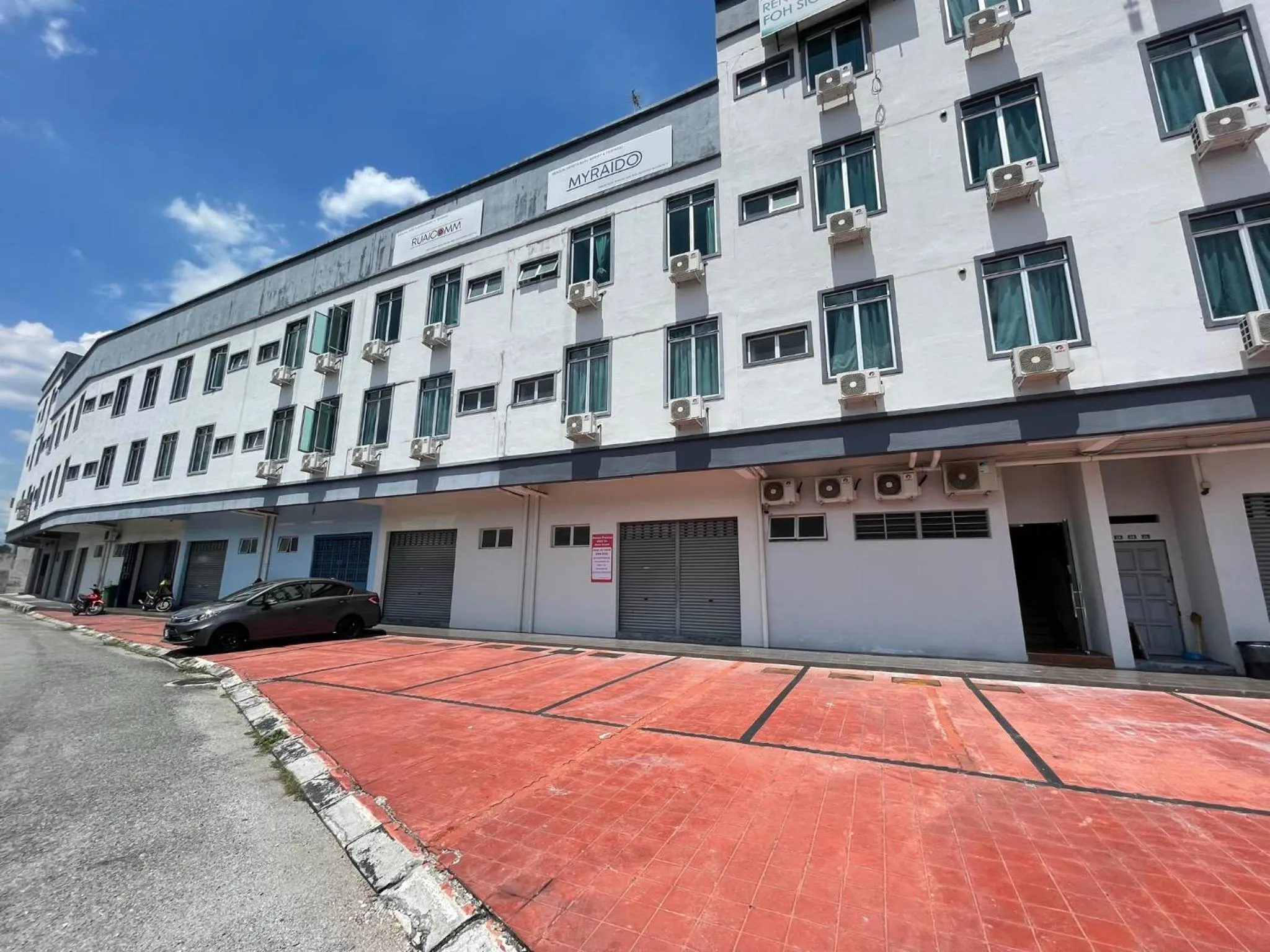 Parking in Reno Hotel Ipoh