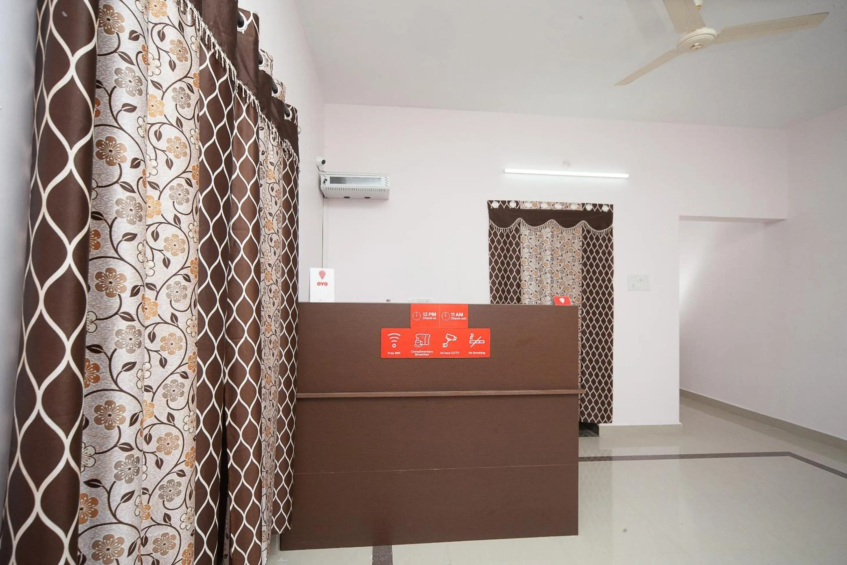 Lobby or reception in Hotel O Kiruba Castle