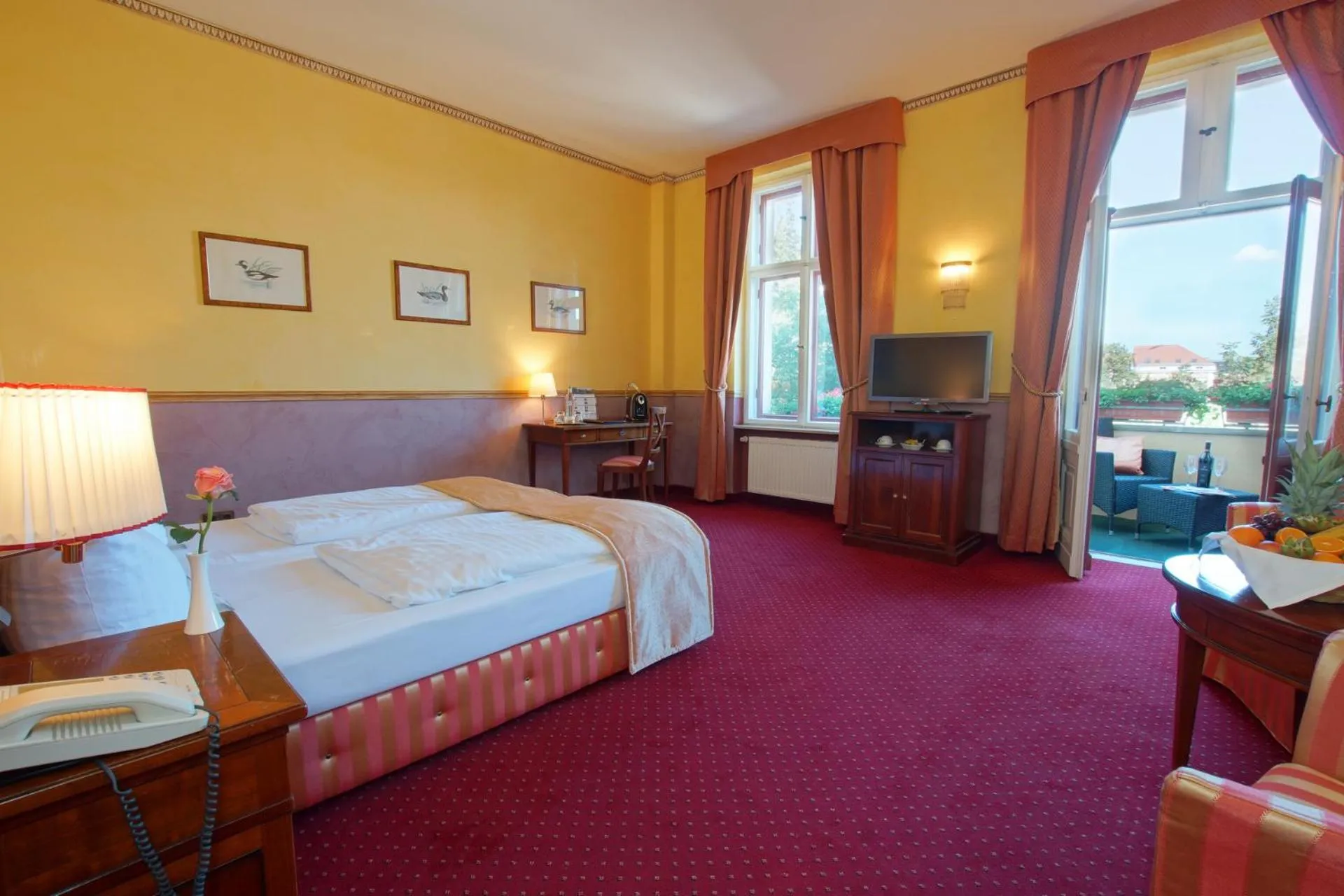 Bed in Hotel am Luisenplatz