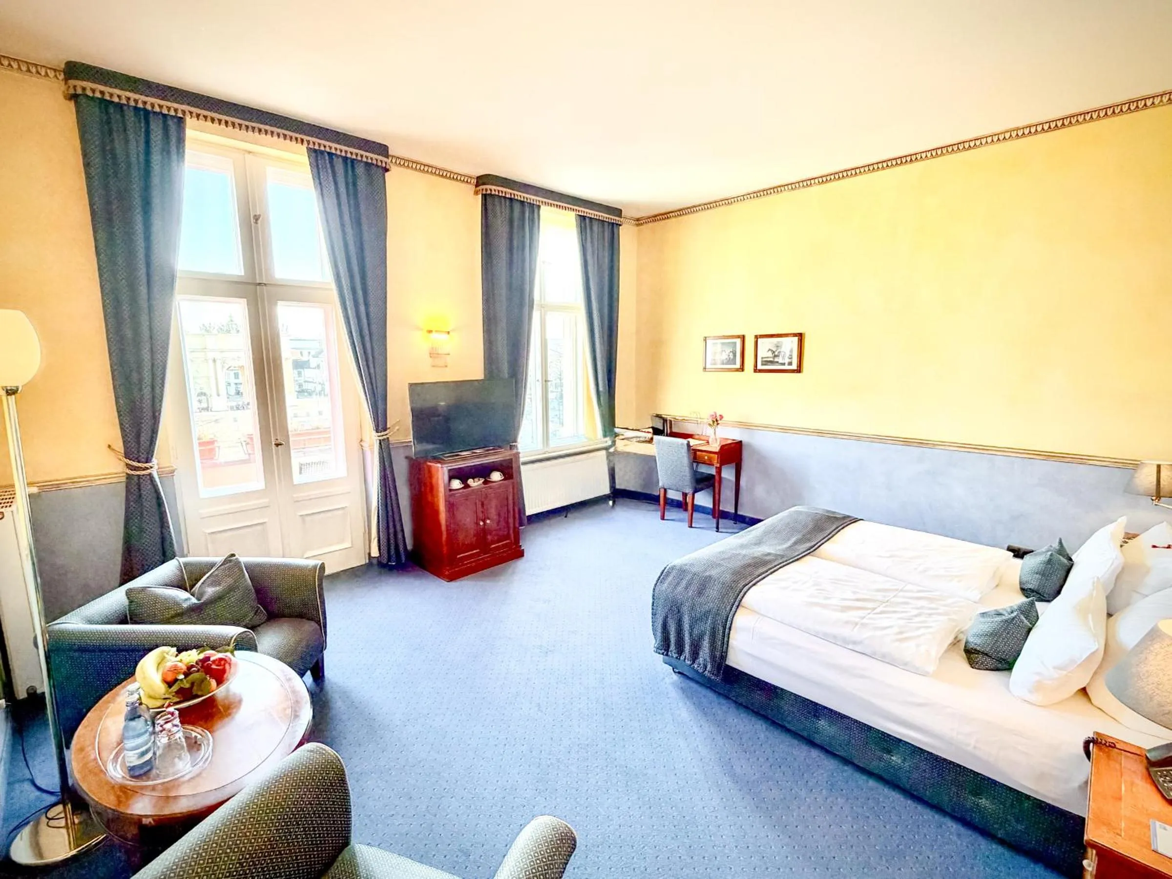 Bed in Hotel am Luisenplatz