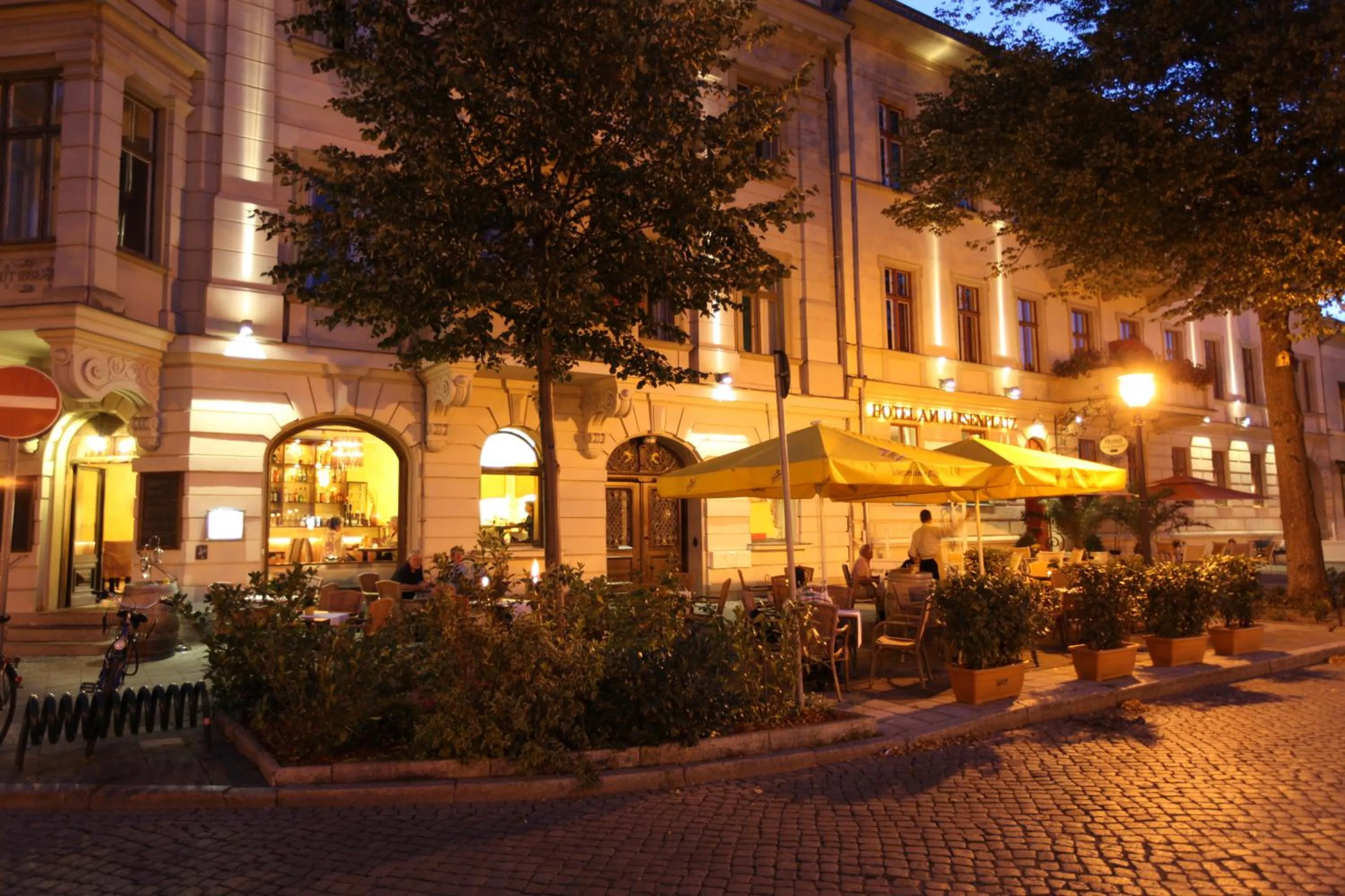 Facade/entrance in Hotel am Luisenplatz