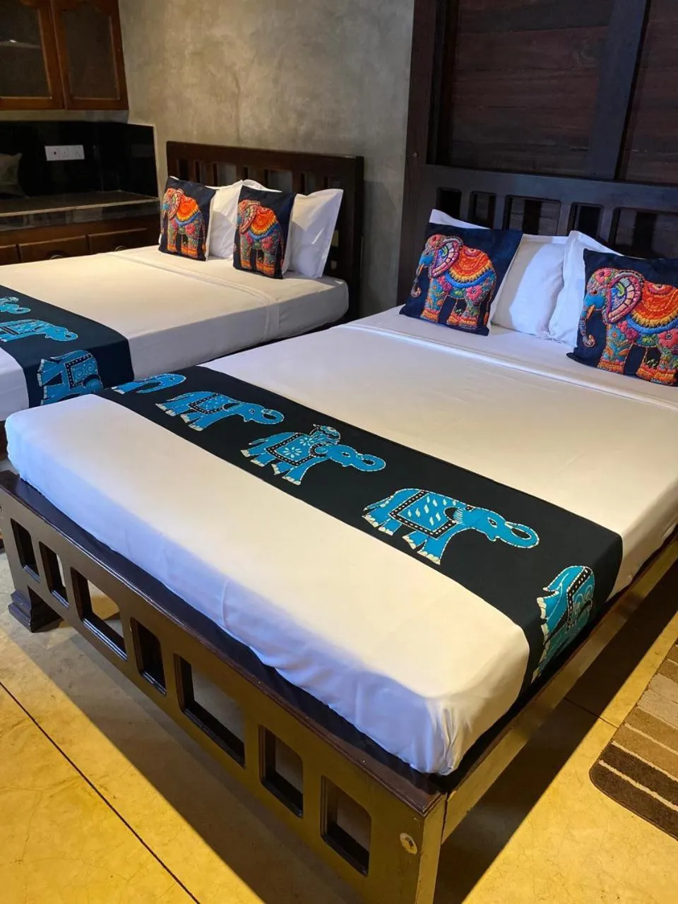 Bed in Negombo Boutique Villa