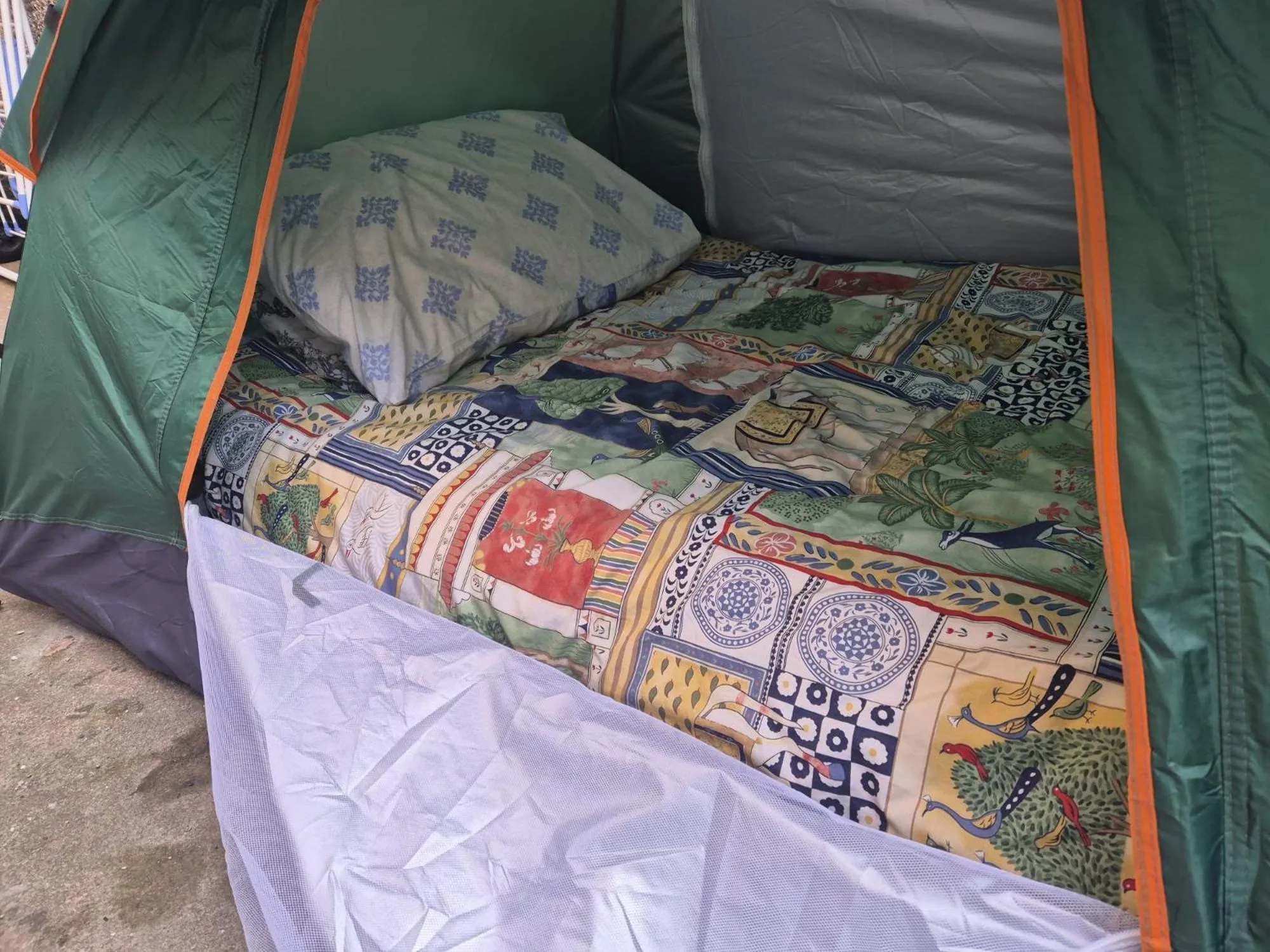 Bed in Phoenix Nights Guest House