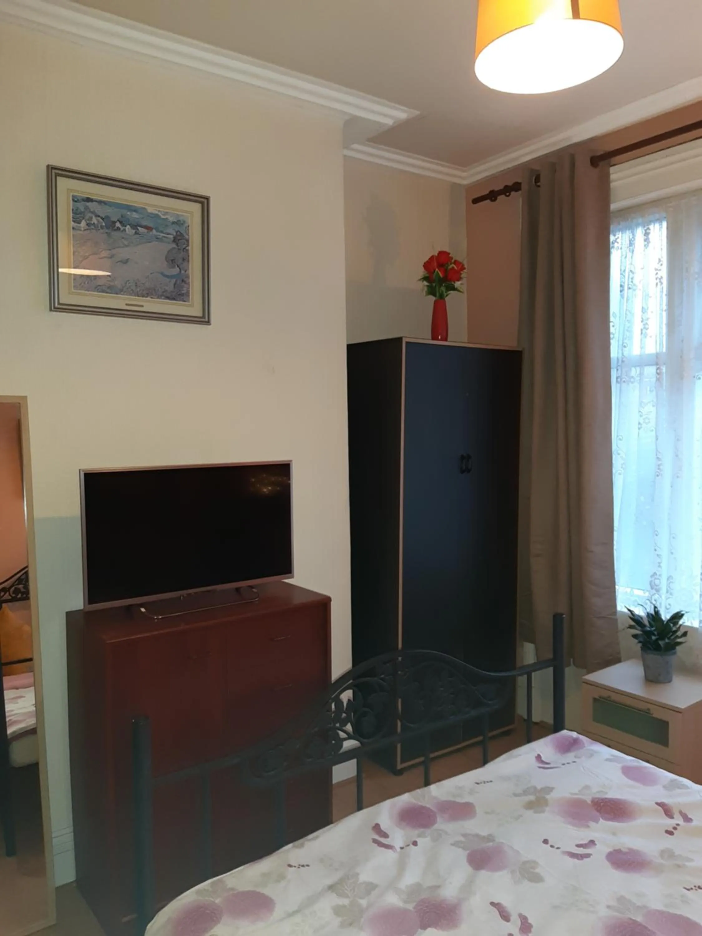 Bed in Phoenix Nights Guest House