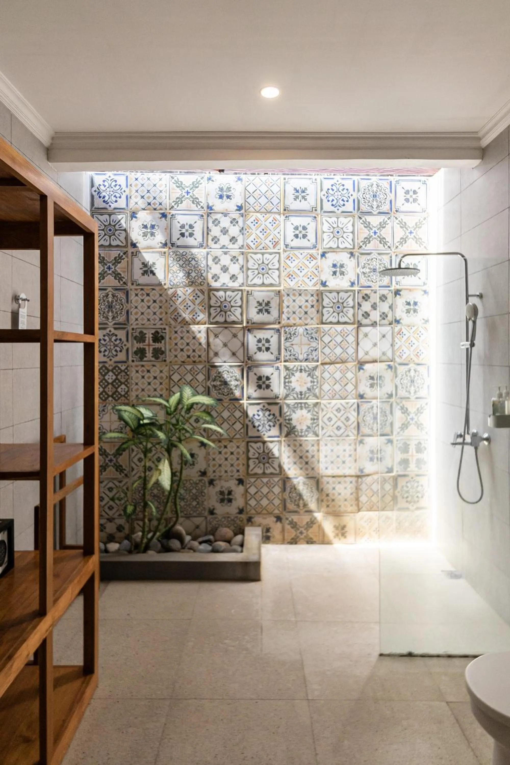 Shower in Belle Asana