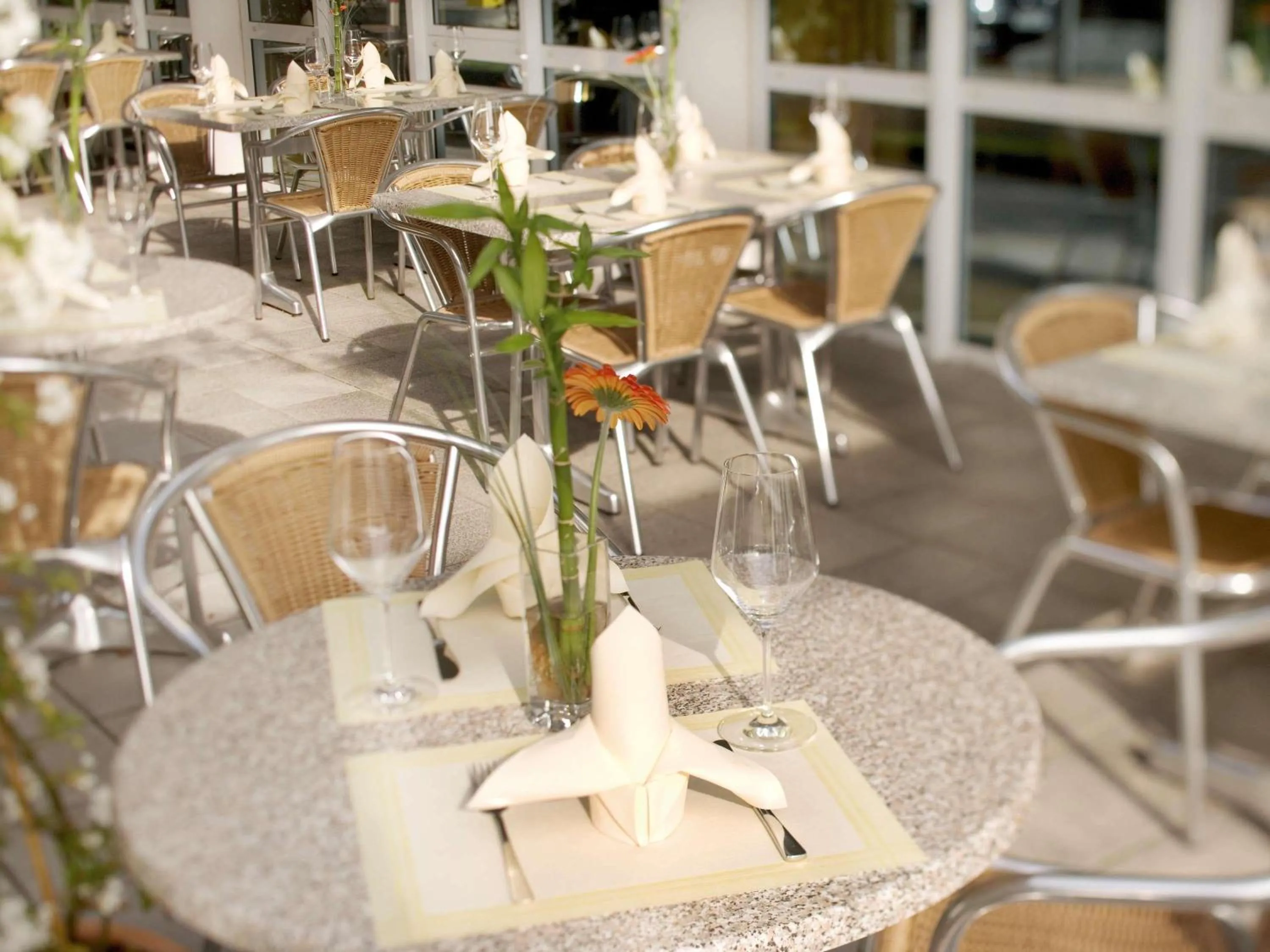 Meeting/conference room in Mövenpick Hotel Nürnberg Airport