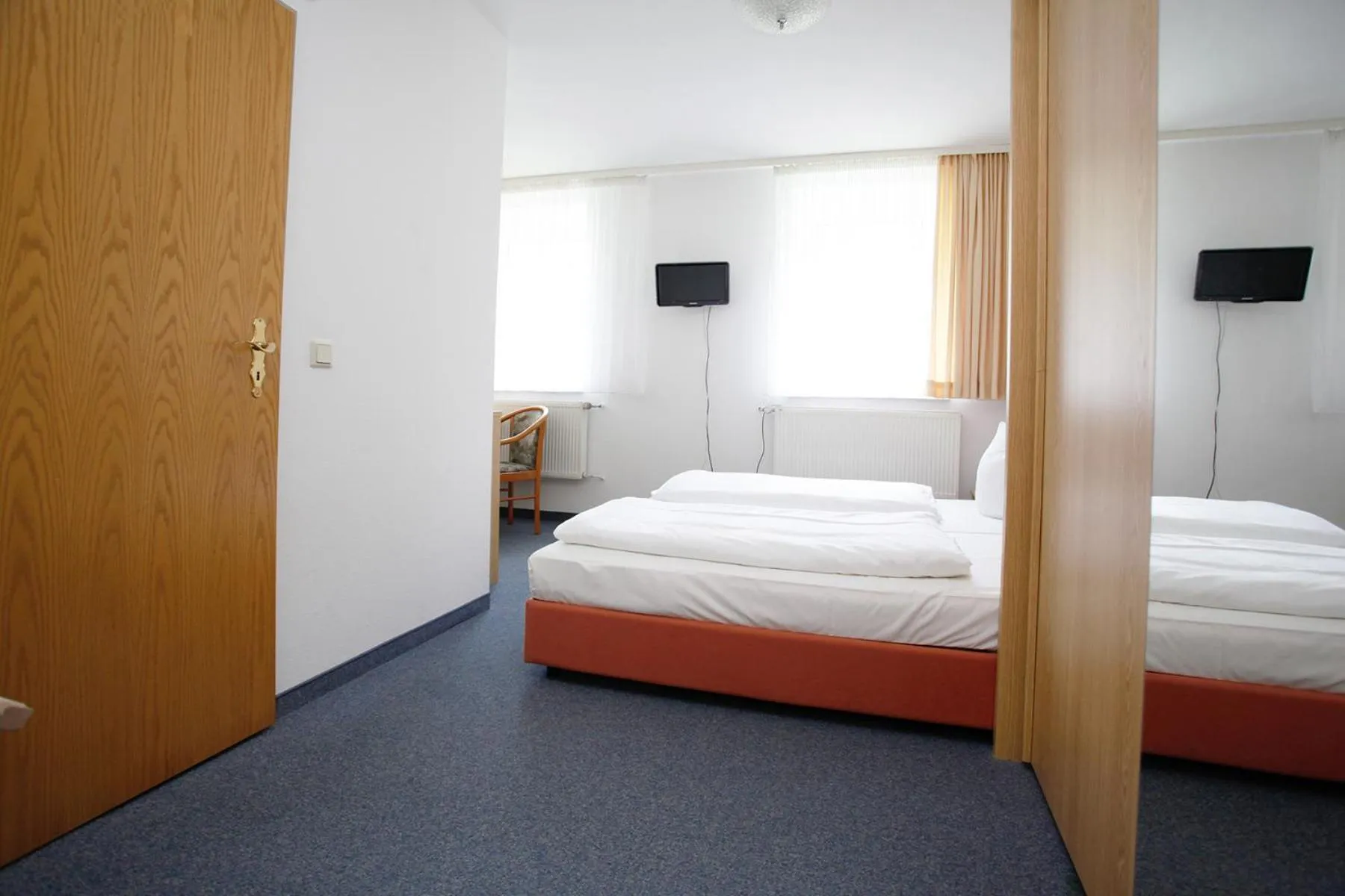 Bedroom, Bed in Hotel Heidenschanze