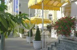 Facade/entrance in Ebner - Boutique-Hotel & Konditorei