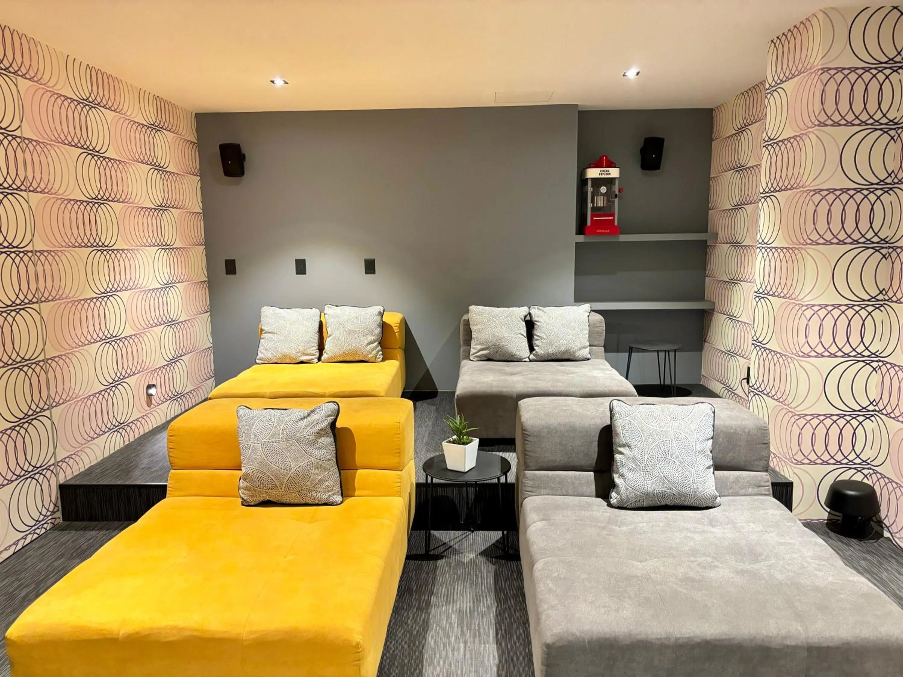 Living room, Bed in Park Life Masaryk