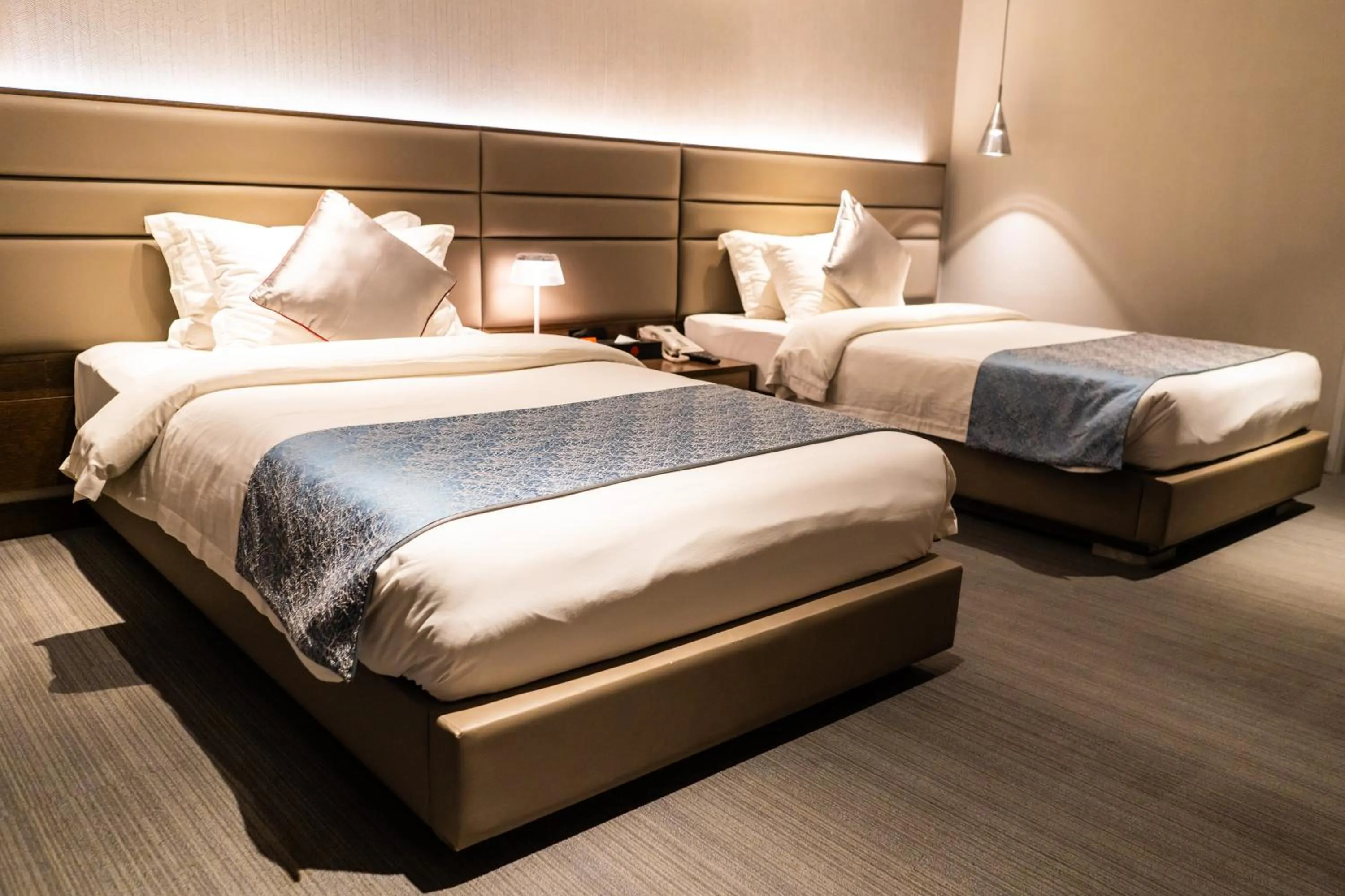 Bed in Hotel Omni Residency Dhaka