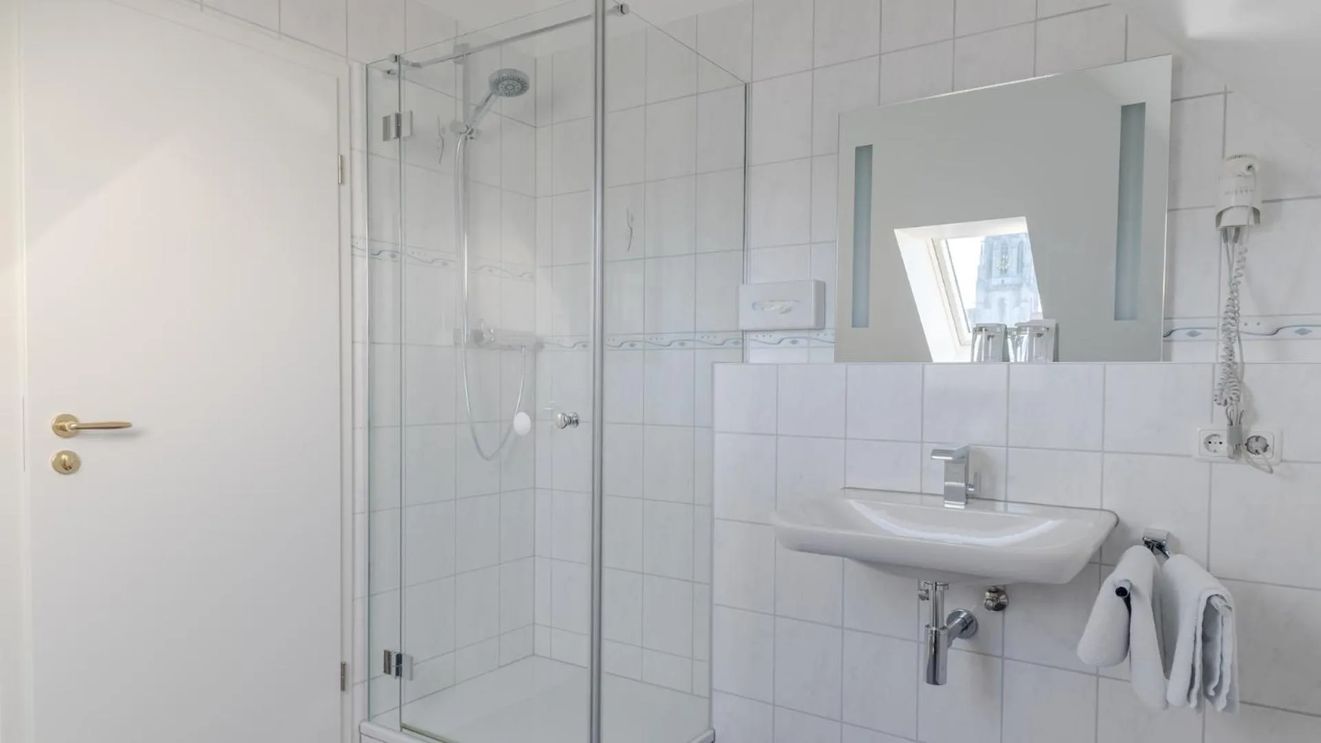 Bathroom in Hotel Bayernland