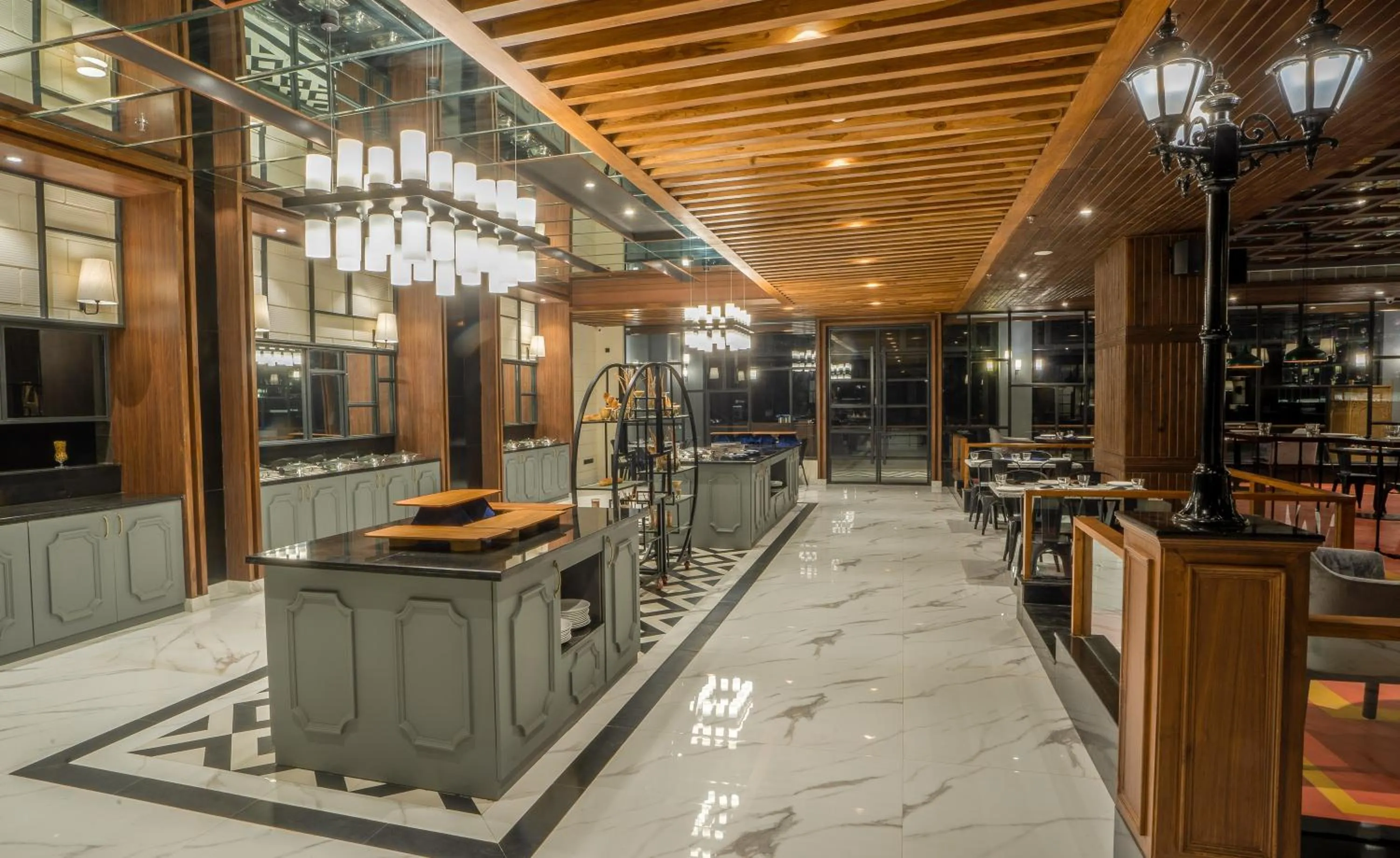 Restaurant/places to eat in Hotel Polo Towers Agartala