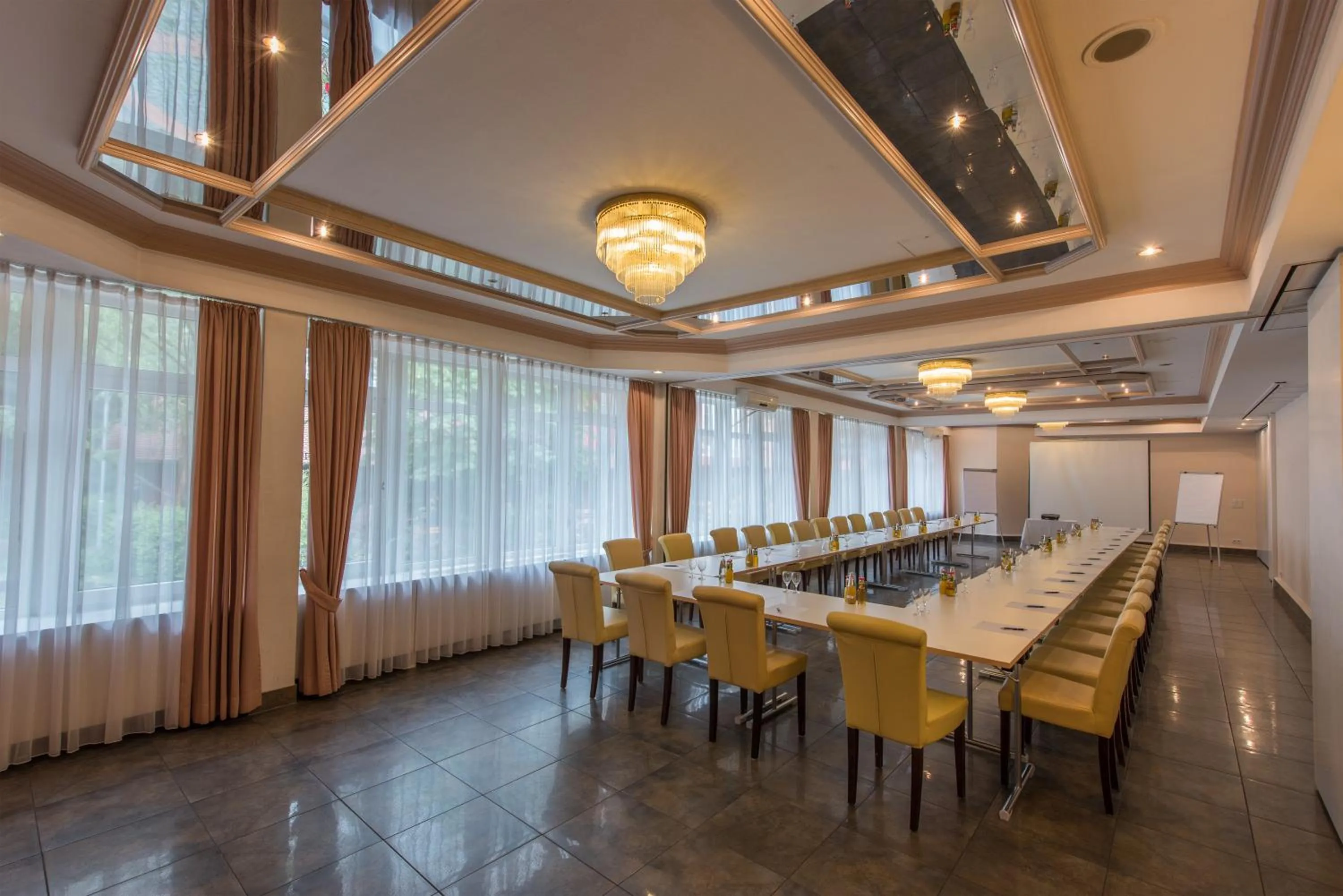 Business facilities in Parkhotel Frankfurt Airport