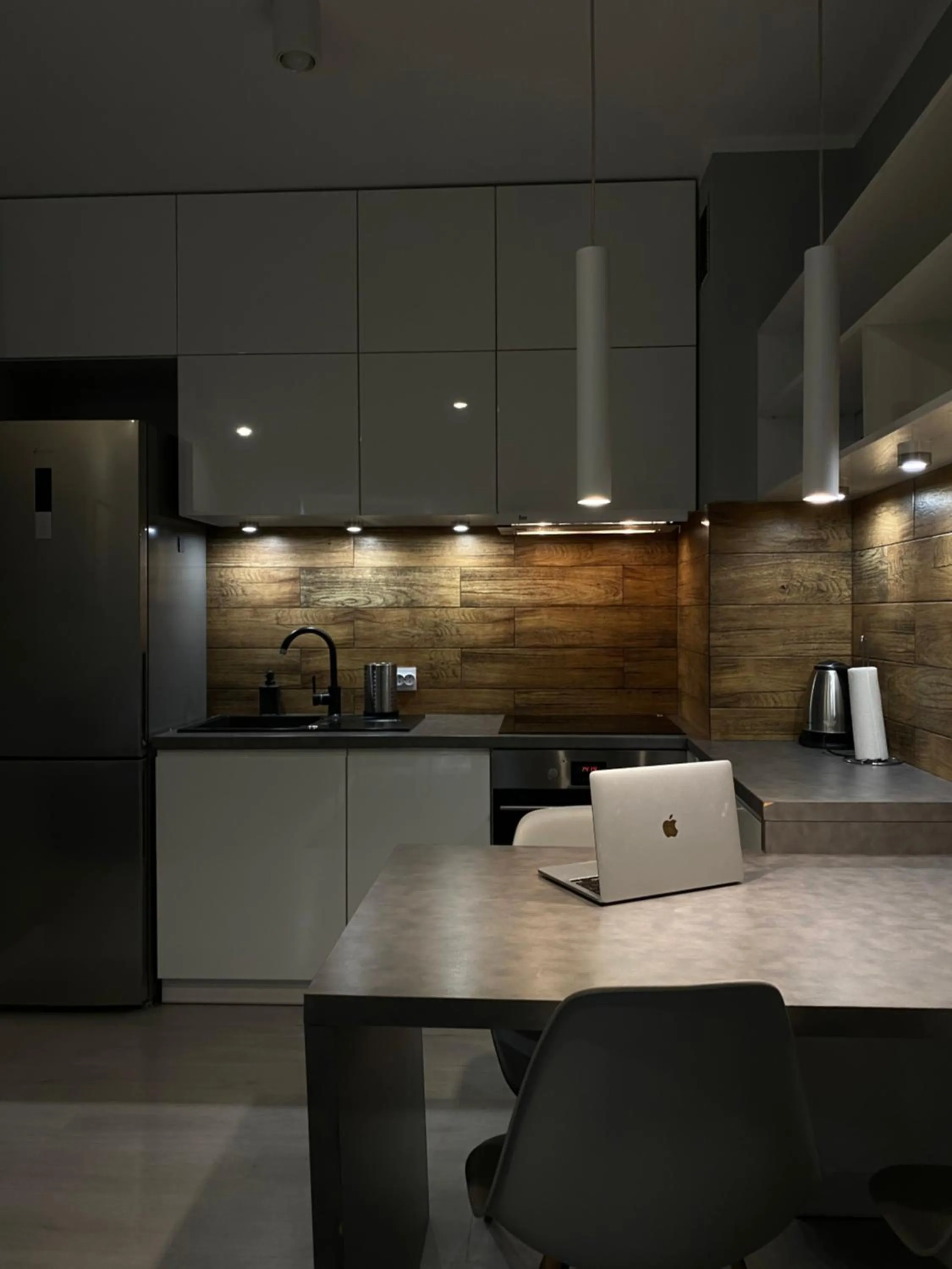 Coffee/tea facilities in BP Apartment IV