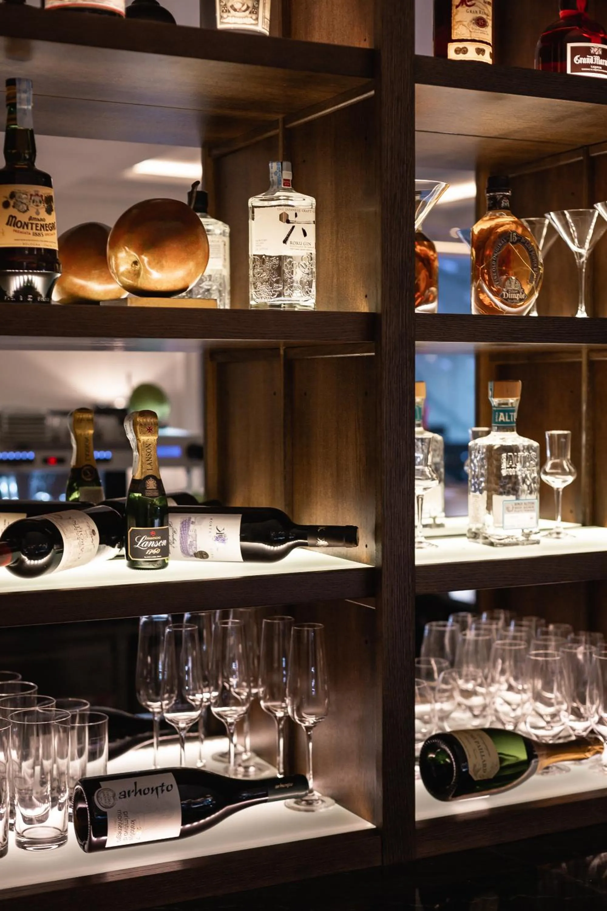 Alcoholic drinks in Boutique Hotel Vissi d'Arte