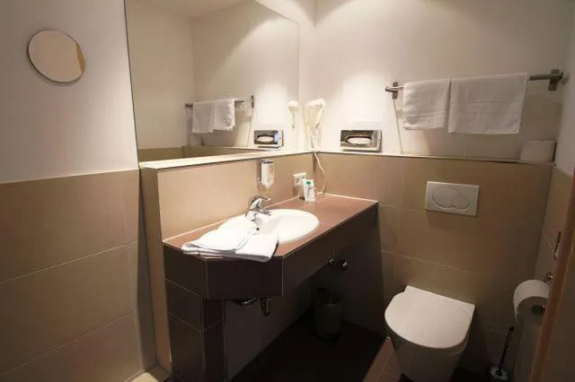 Bathroom in Vivotel Sonderfeld