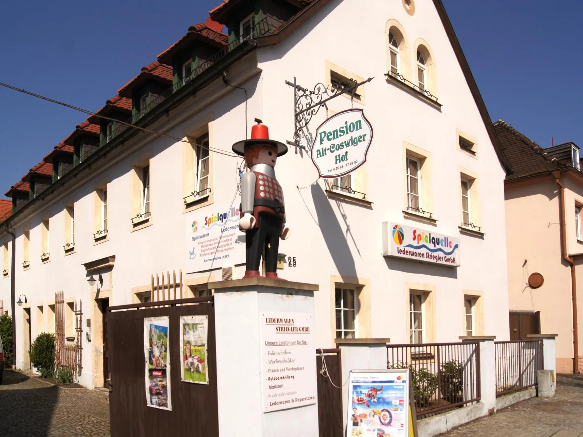 Property building in Alt Coswigerhof