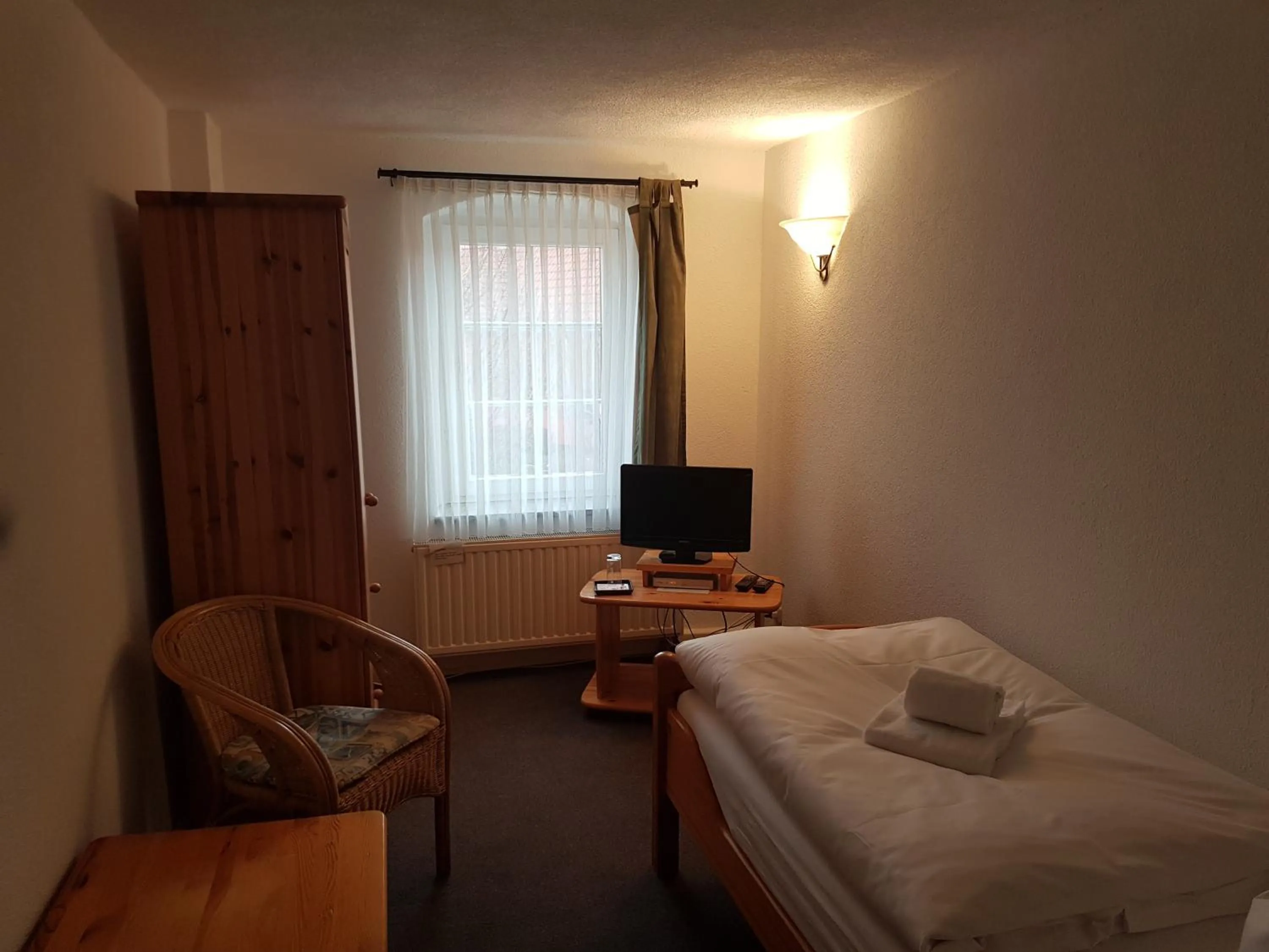 Photo of the whole room, Bed in Alt Coswigerhof