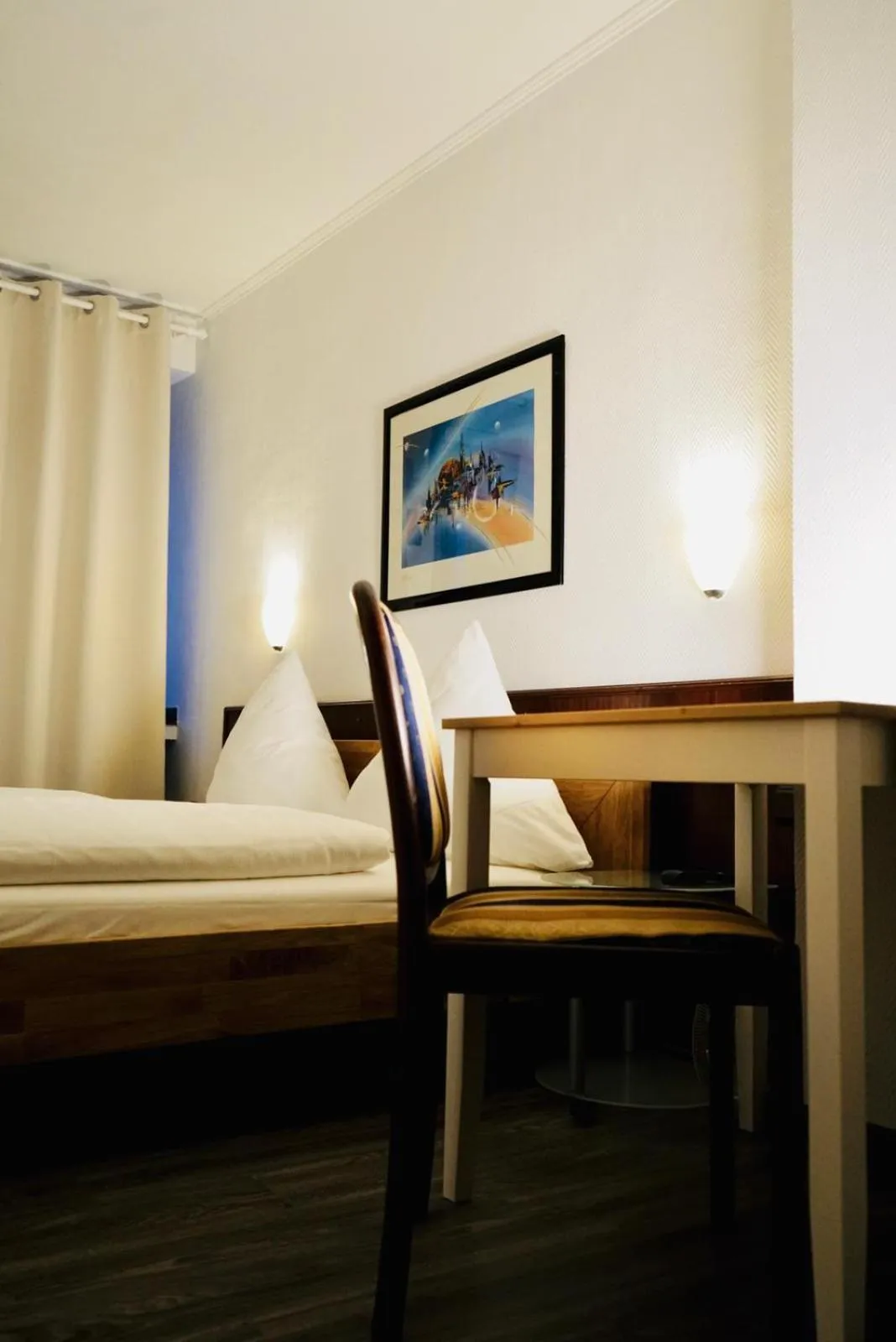 Bed in Hotel Berliner Hof