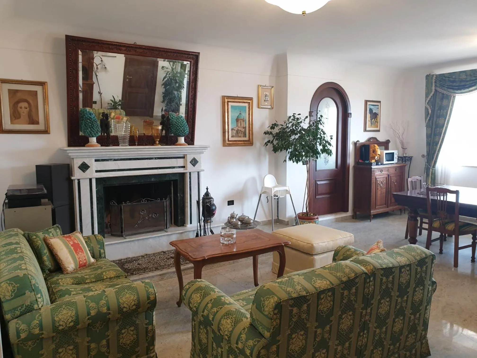 Living room in Villa Francesca
