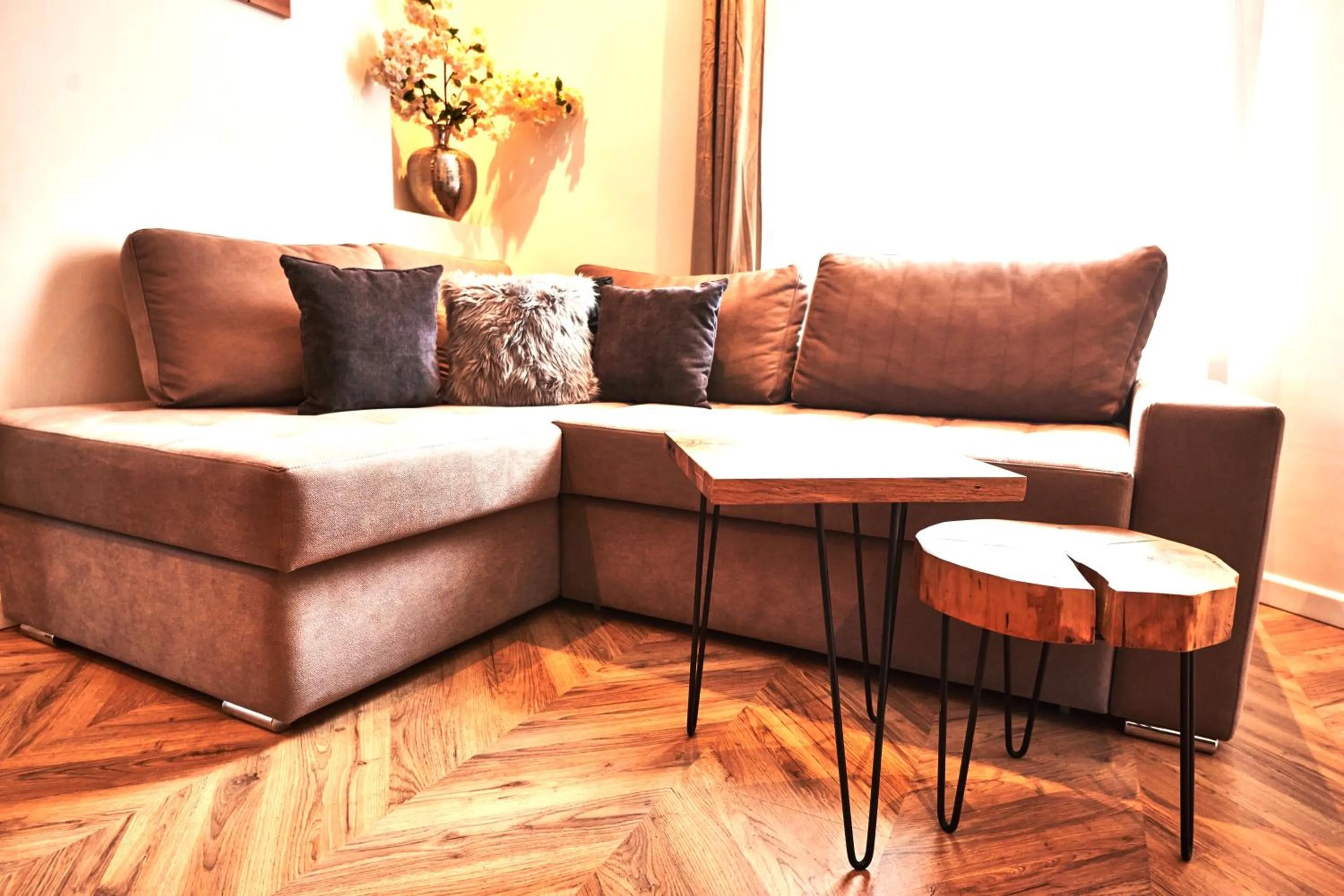 Living room in Metropole Apartments Royal Residence