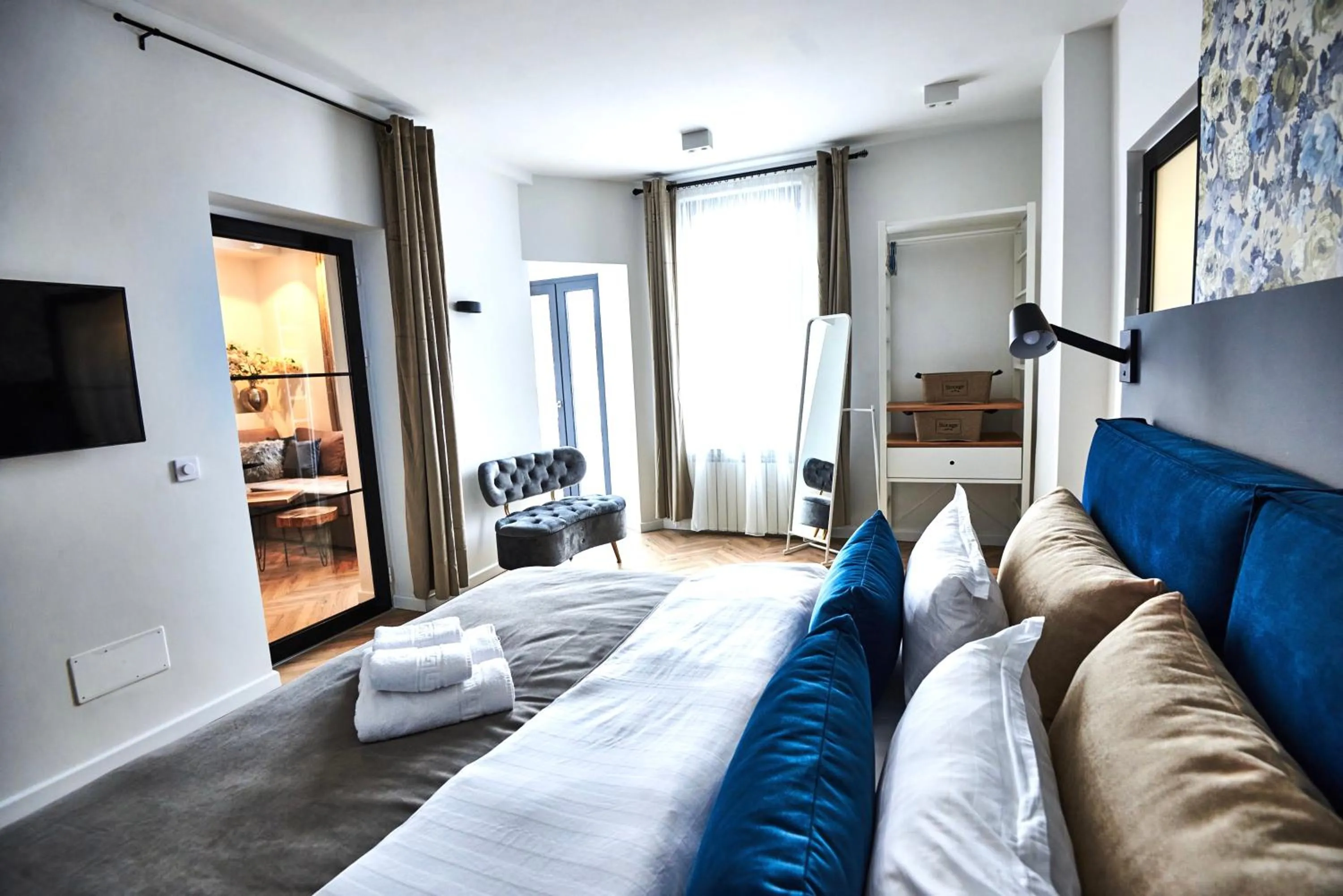 Photo of the whole room, Bed in Metropole Apartments Royal Residence