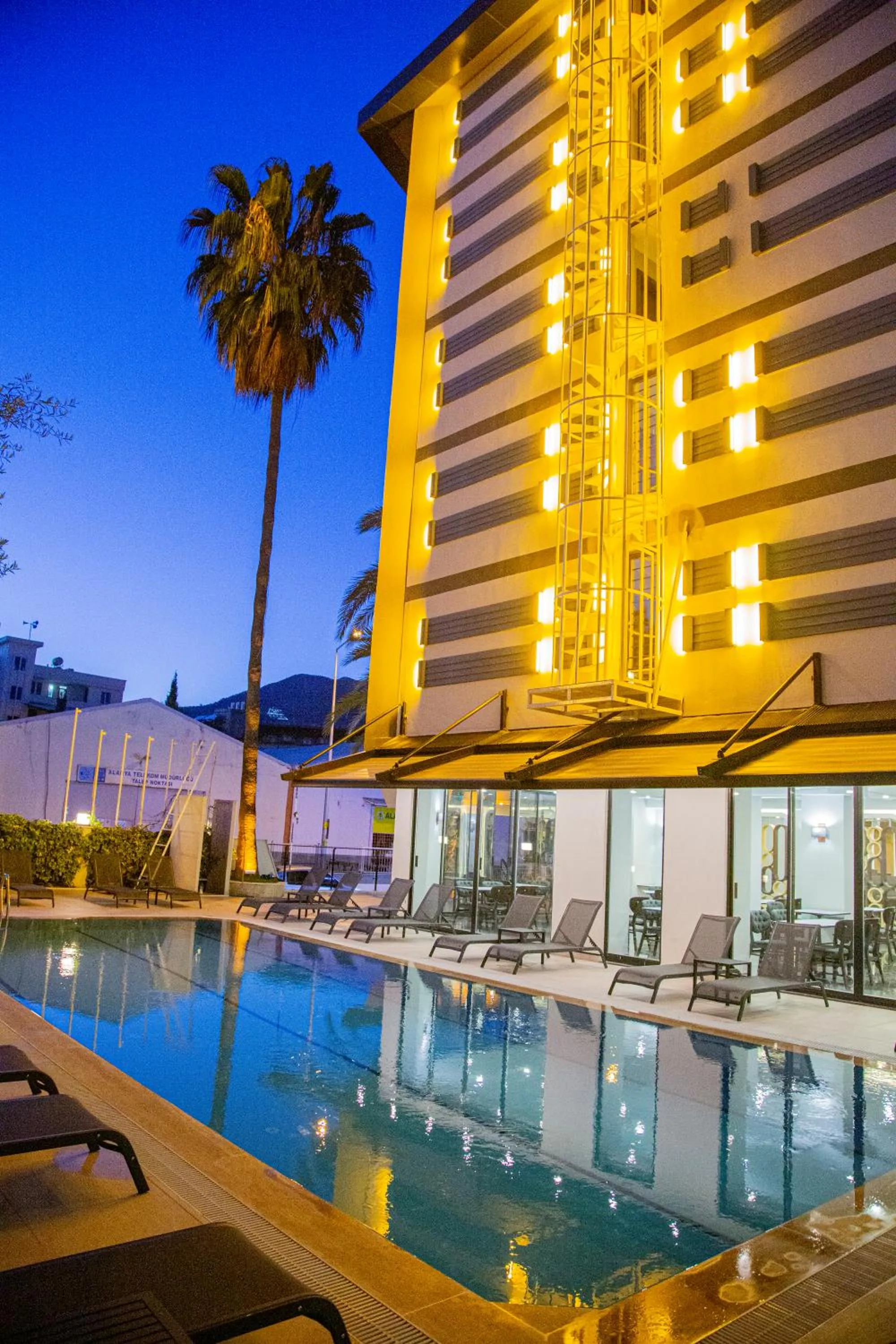 Swimming pool in Sette Serenity Hotel
