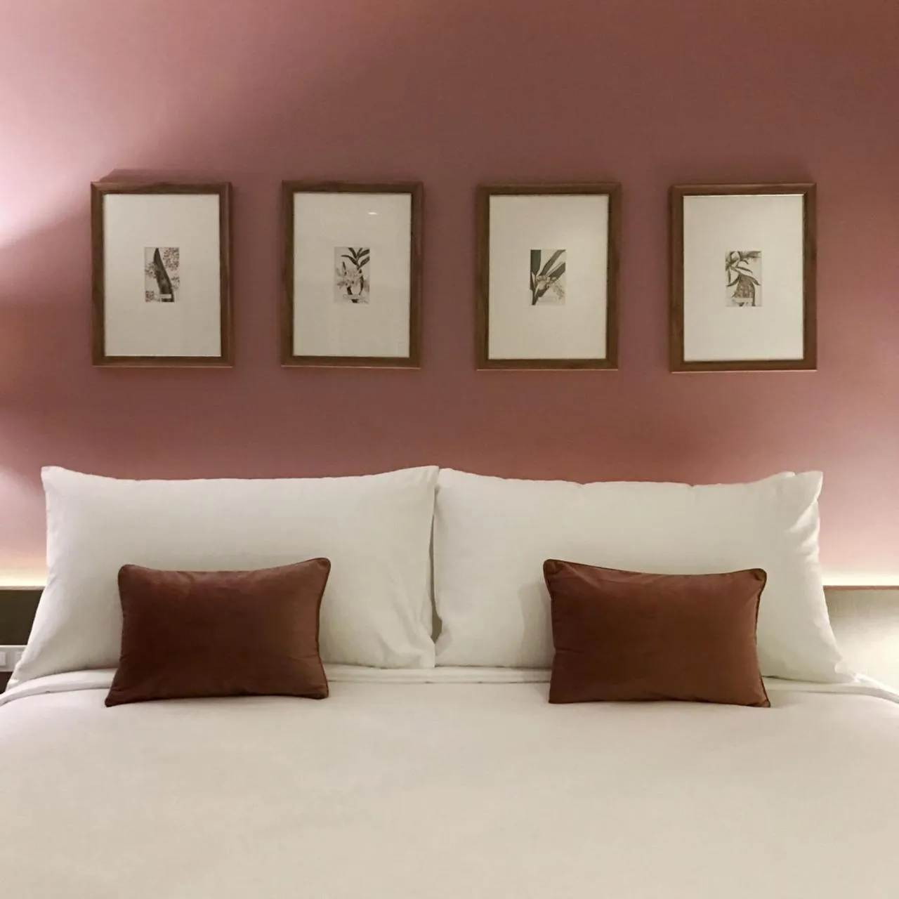 Bed in The Raintree Hotel Chiang Mai