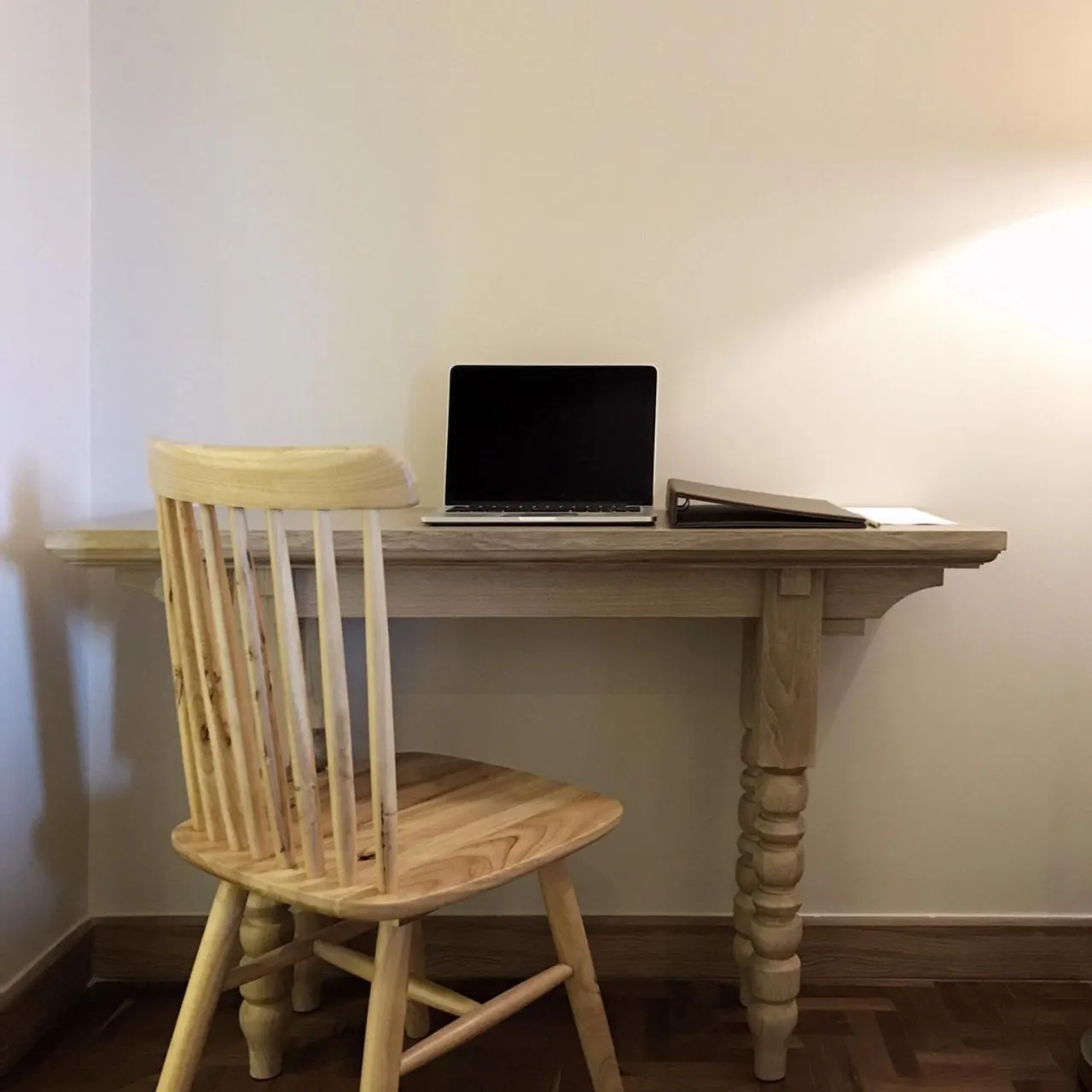 hair dresser in The Raintree Hotel Chiang Mai