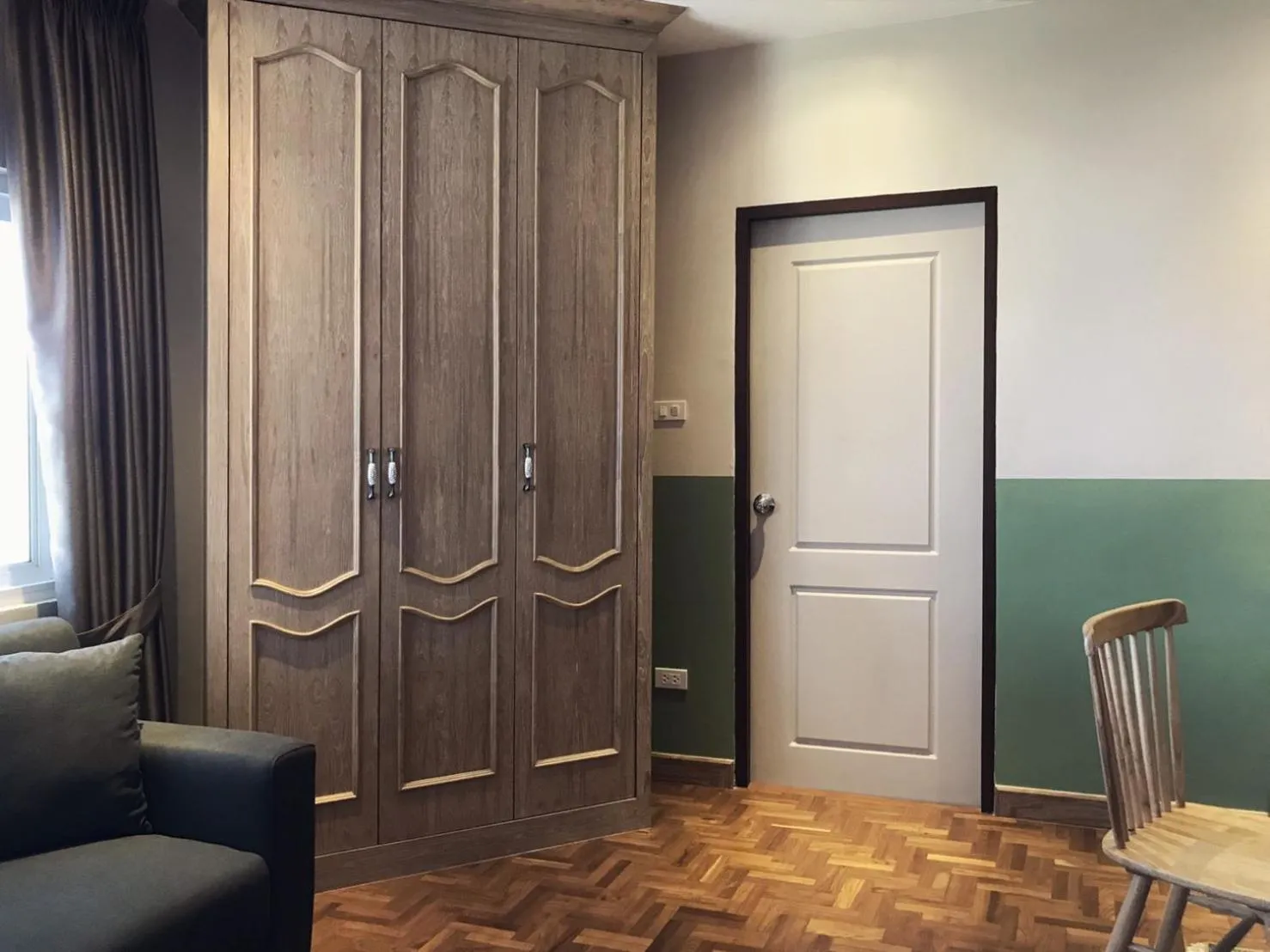 wardrobe in The Raintree Hotel Chiang Mai