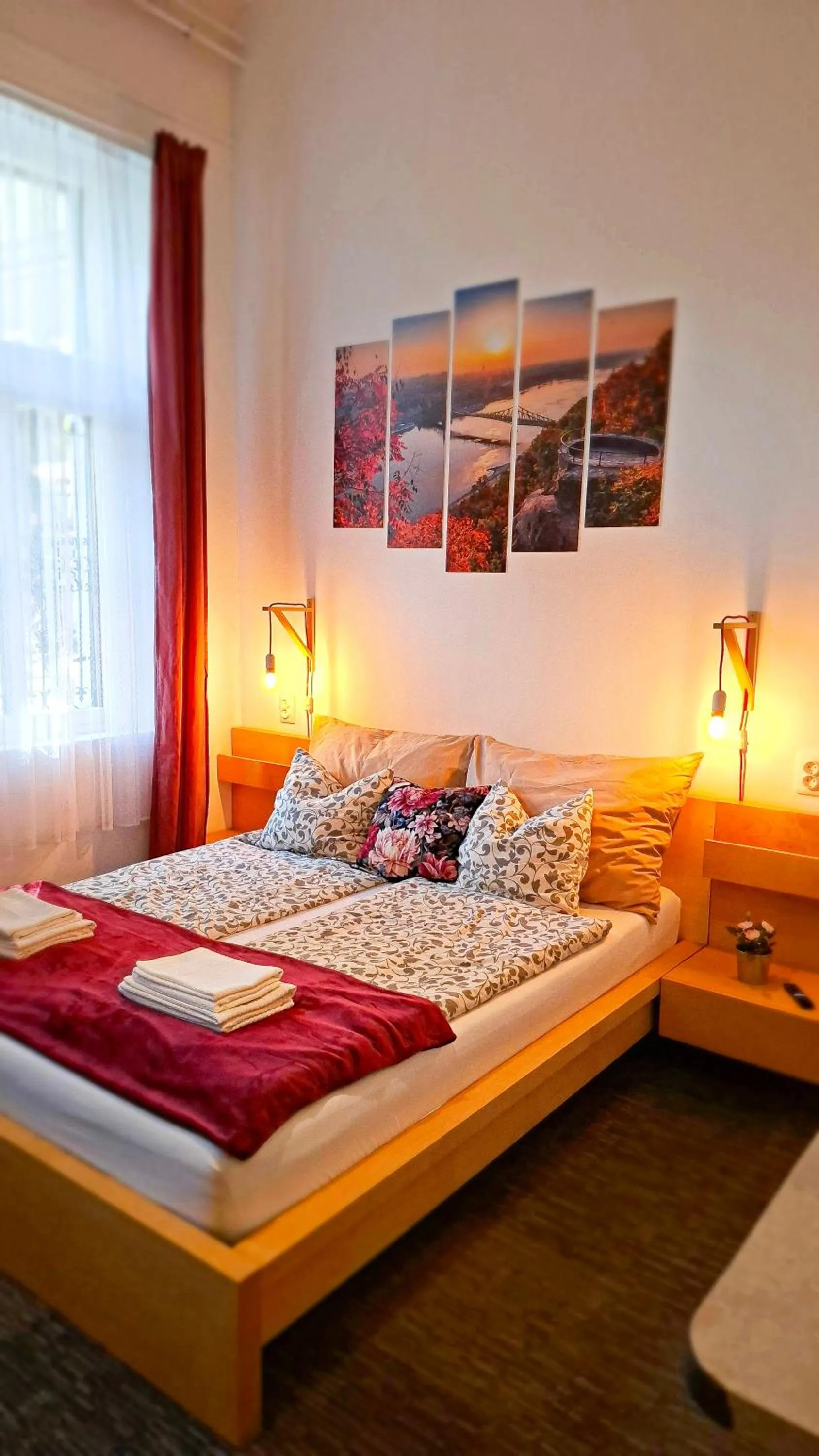 Bed in GoodMo Budapest Smart Rooms