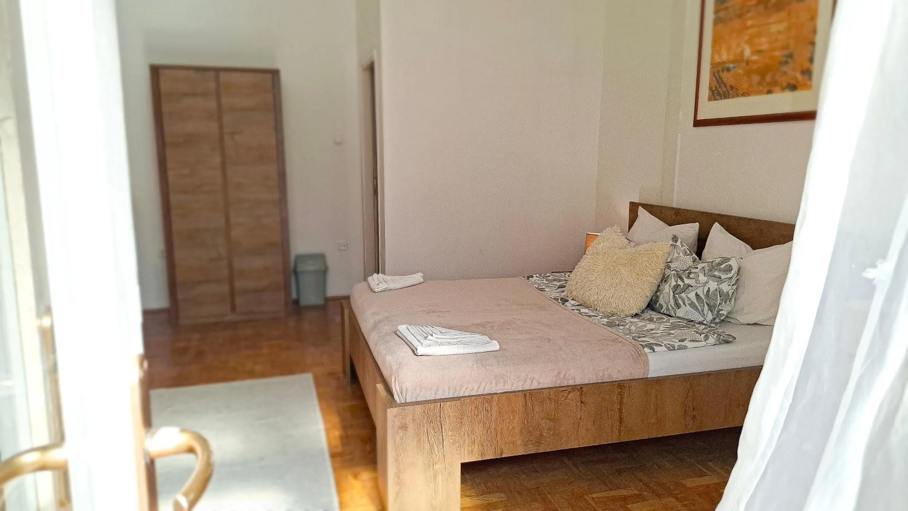 Bed in Black Sheep Budapest Smart Rooms